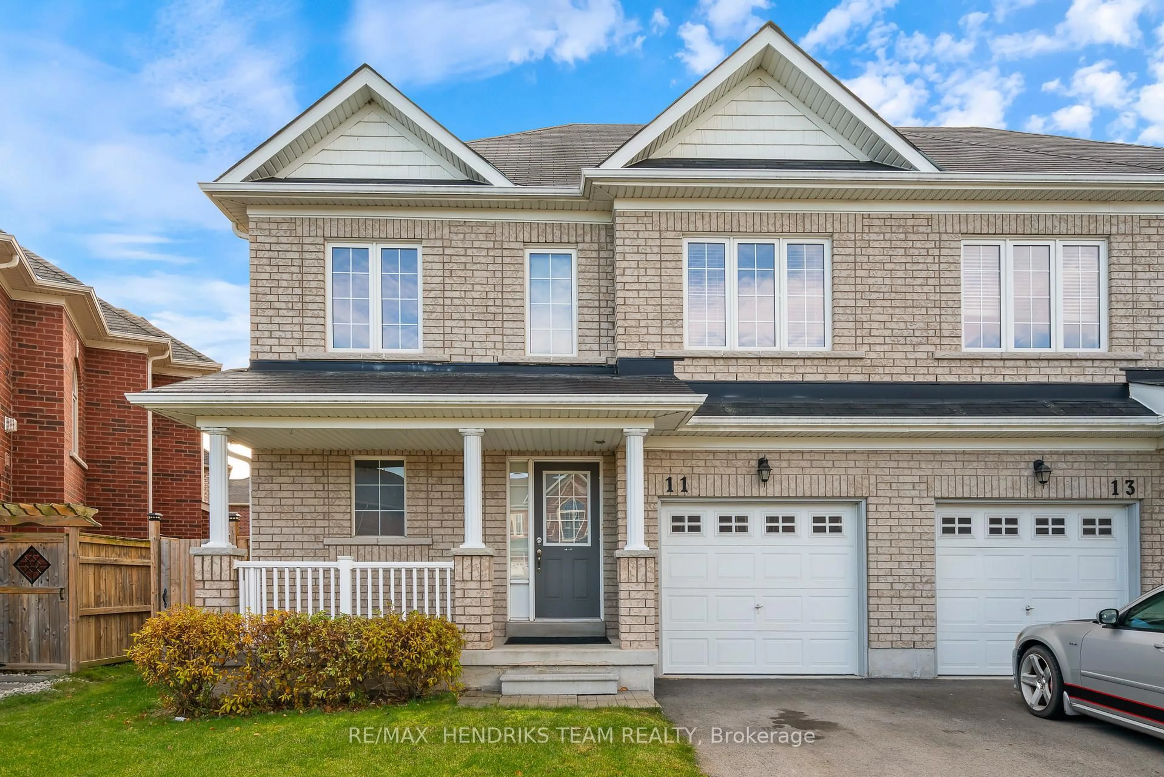 Home with brick exterior material, street for 11 Keith Cres, Niagara-on-the-Lake Ontario L0S 1J0