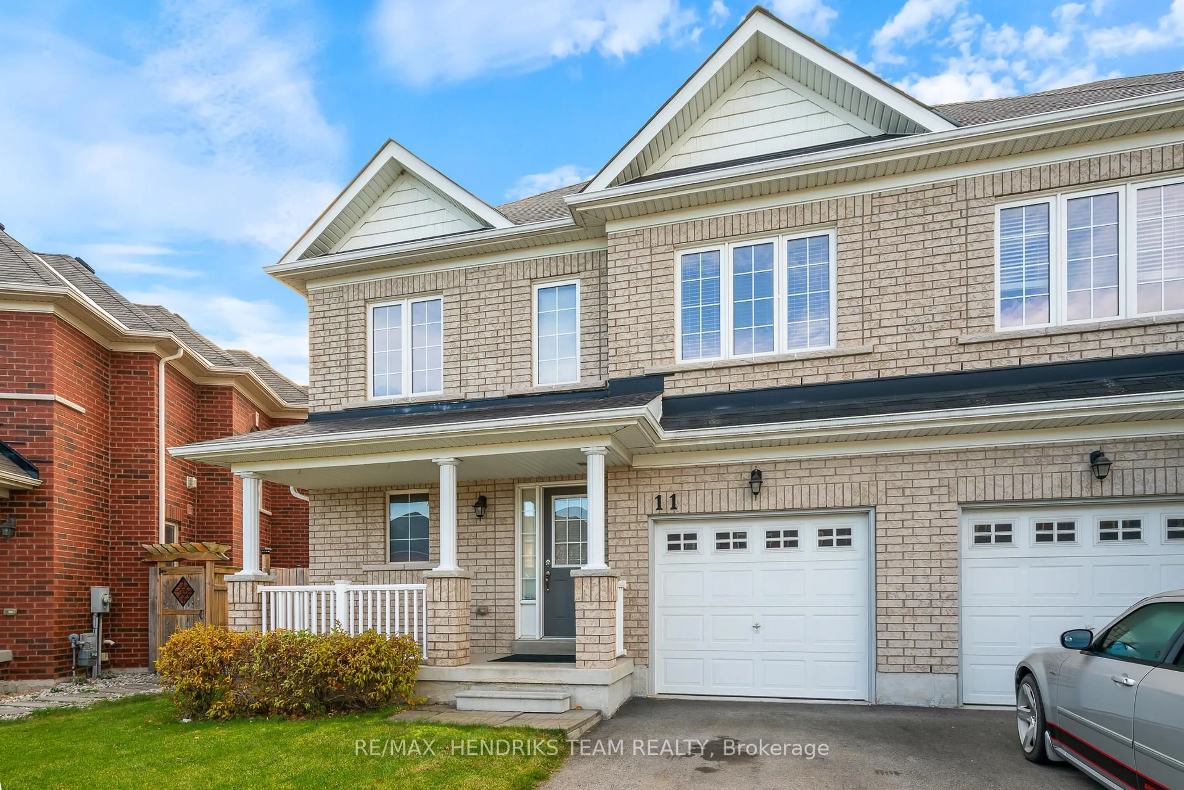 Home with brick exterior material, street for 11 Keith Cres, Niagara-on-the-Lake Ontario L0S 1J0