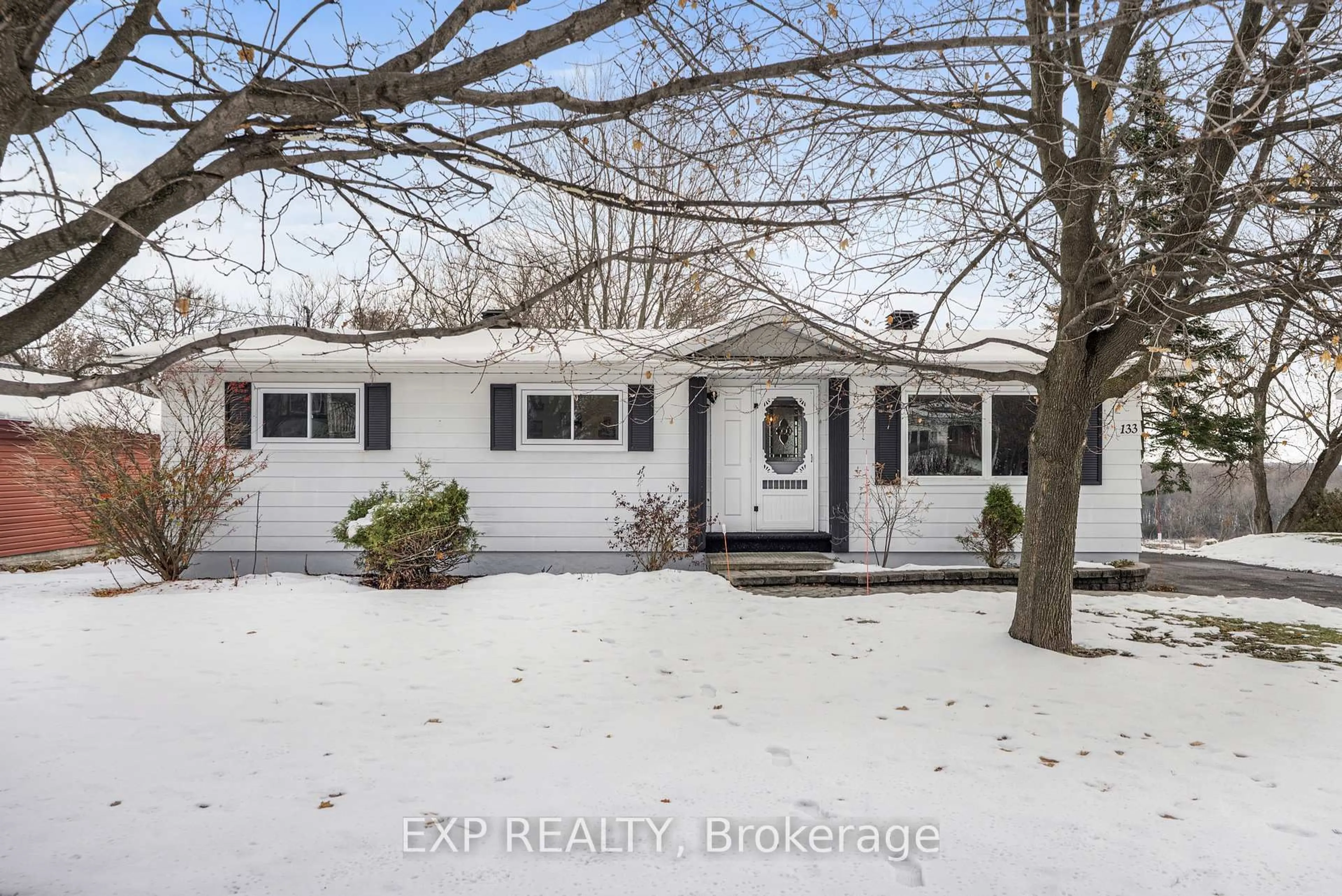 Unknown for 133 High St, Champlain Ontario K0B 1R0