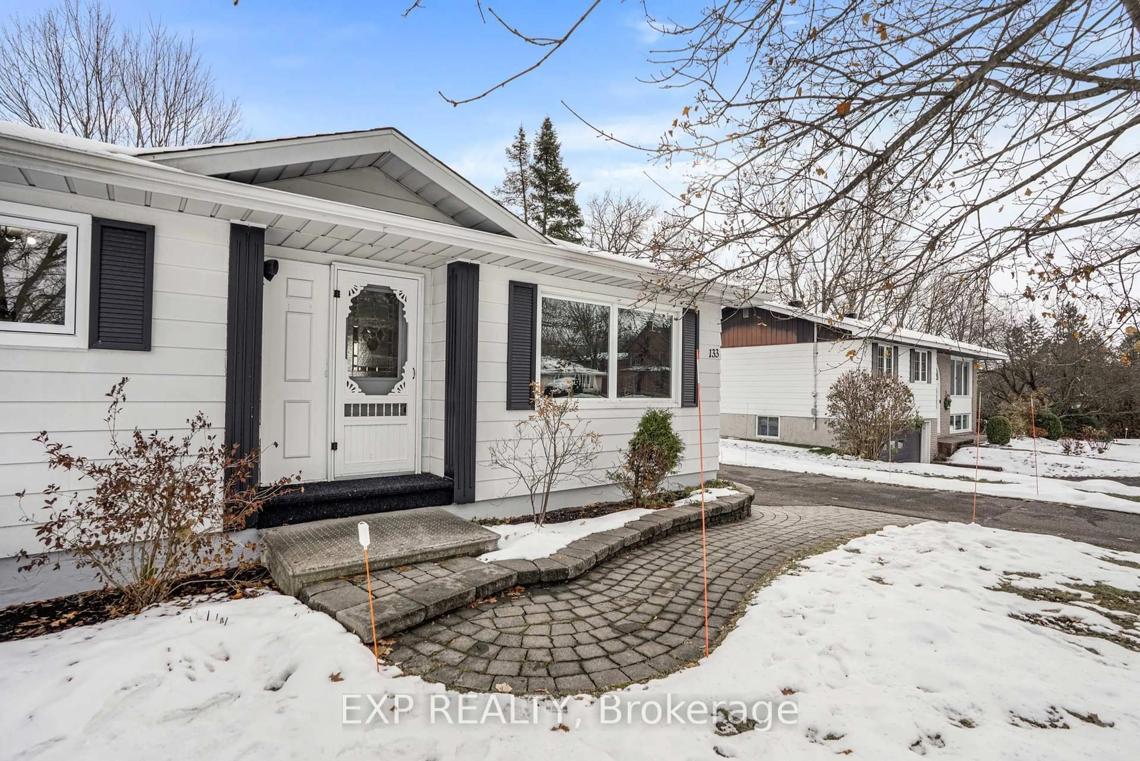 Unknown for 133 High St, Champlain Ontario K0B 1R0