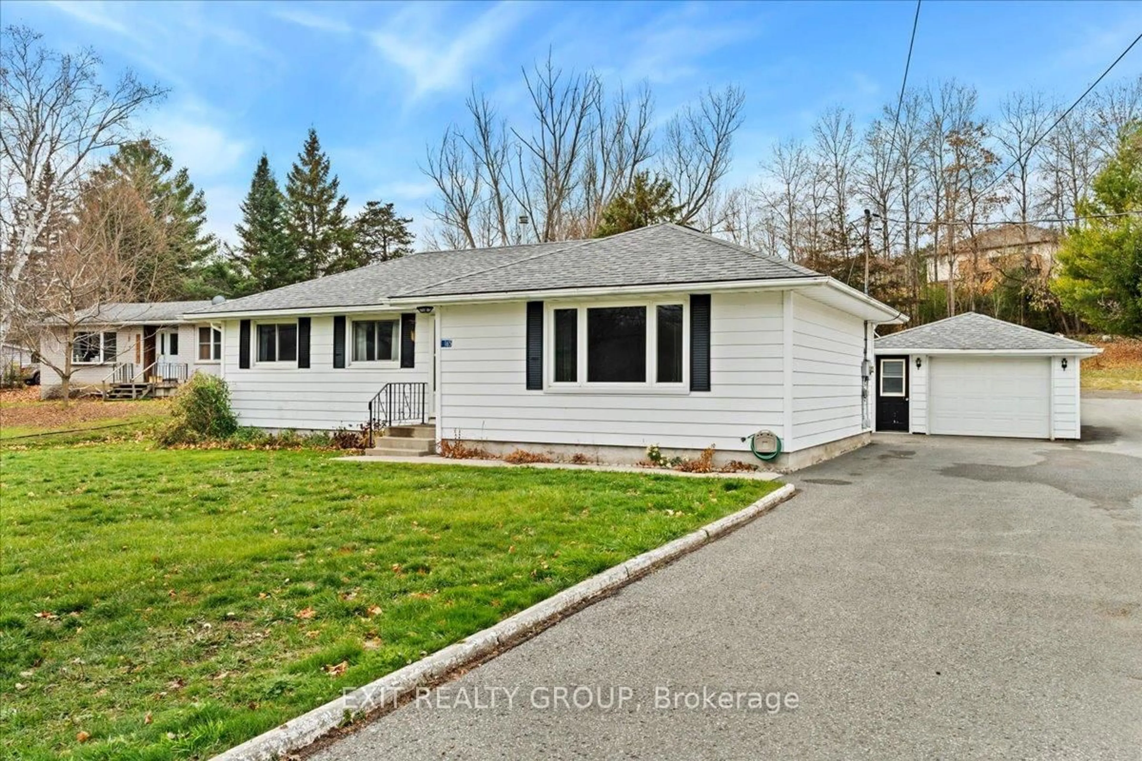 Home with vinyl exterior material, street for 165 North Trent St, Hastings Ontario K0K 2C0