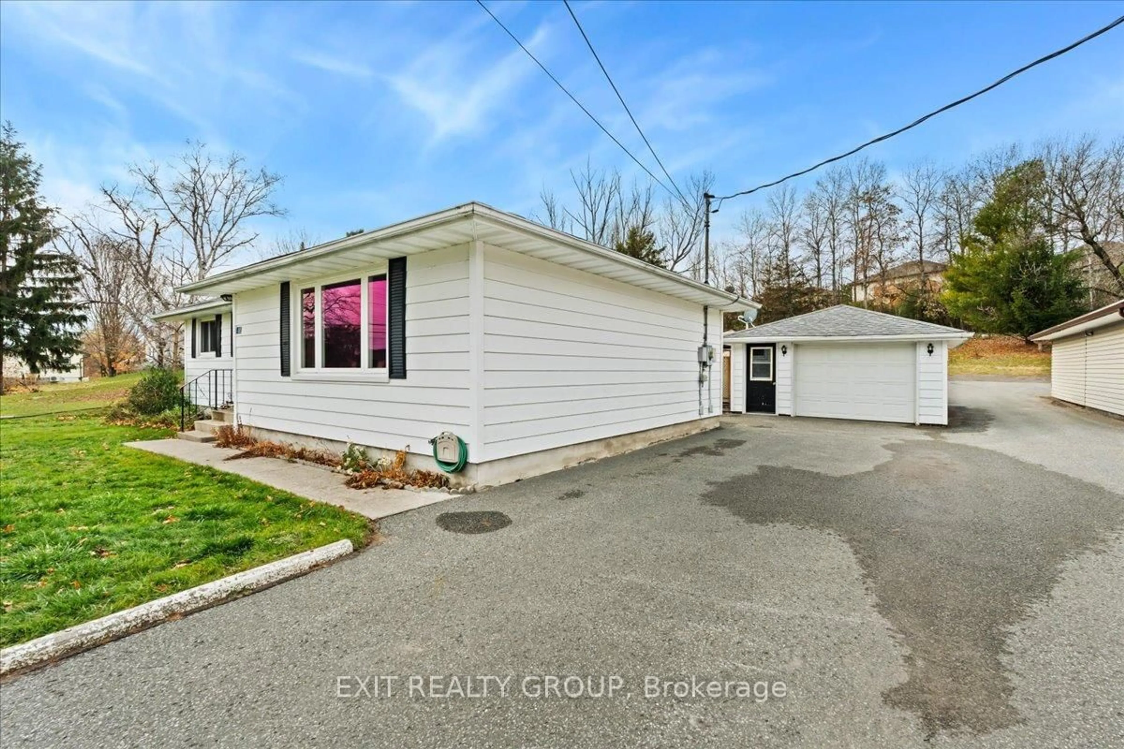 Unknown for 165 North Trent St, Hastings Ontario K0K 2C0