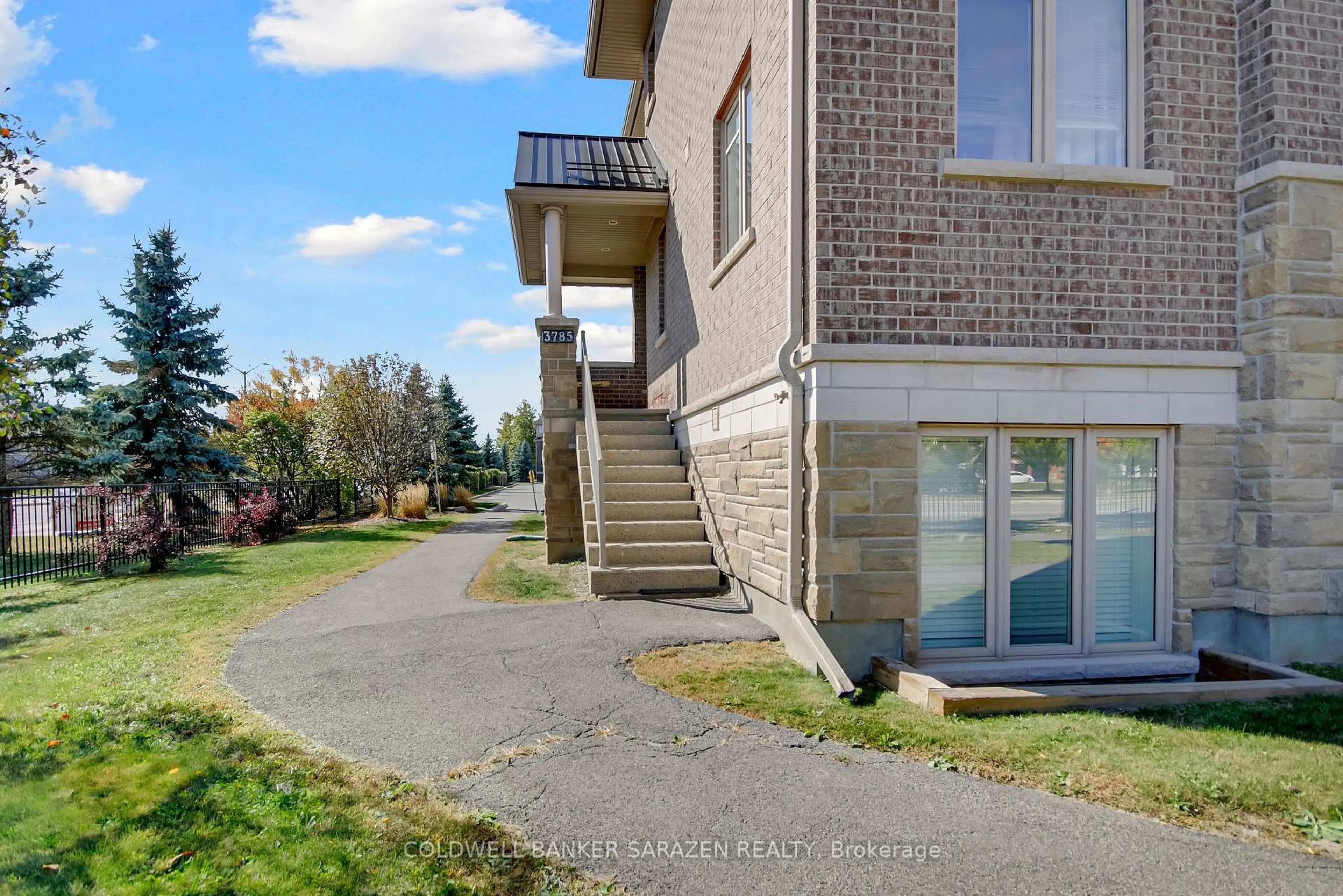 Patio, unknown for 3785 Canyon Walk Dr #6, Ottawa Ontario K1V 2M4