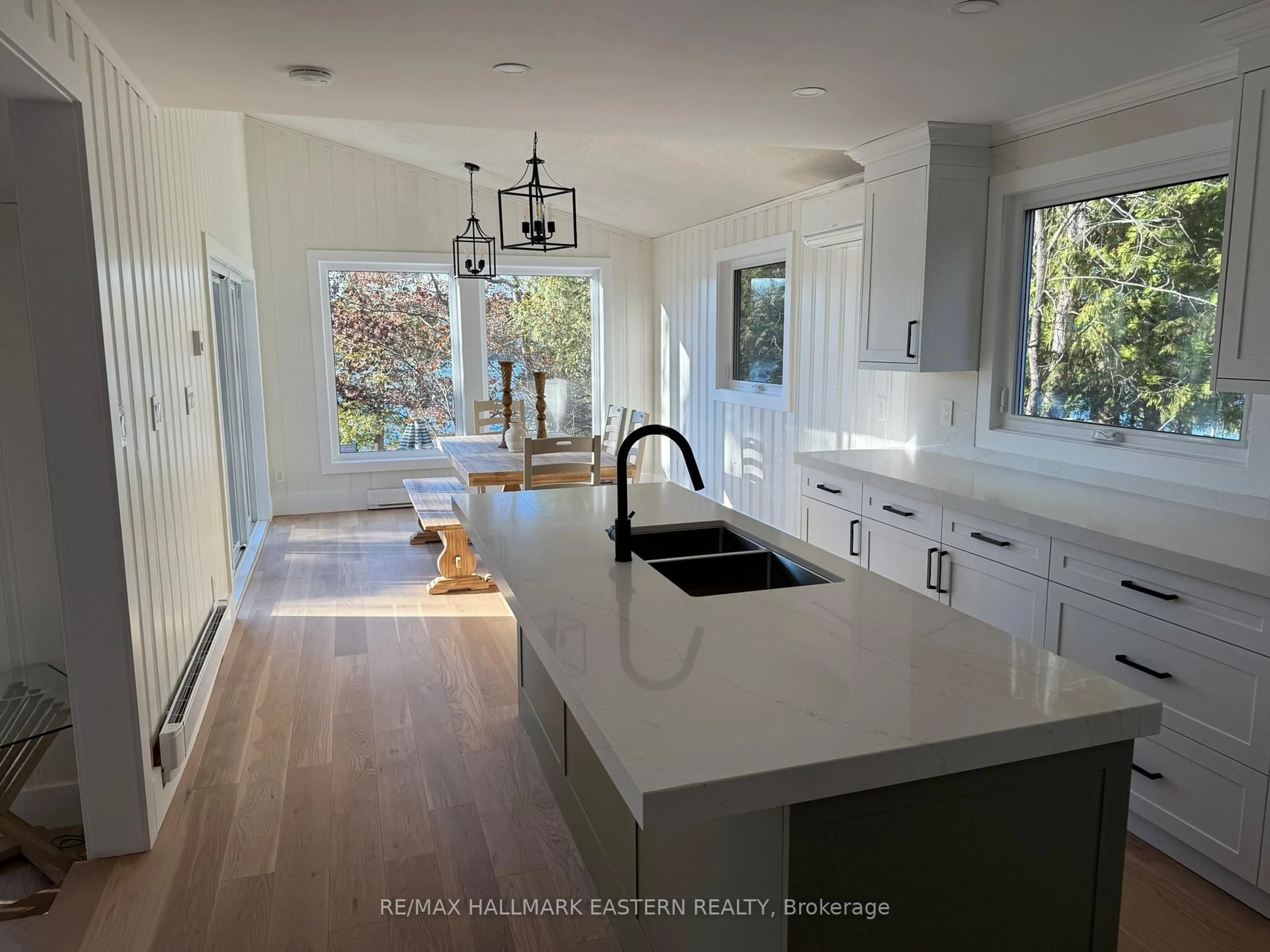 Open concept kitchen, ceramic/tile floor for 326 Indian Point Rd, Kawartha Lakes Ontario K0M 1K0