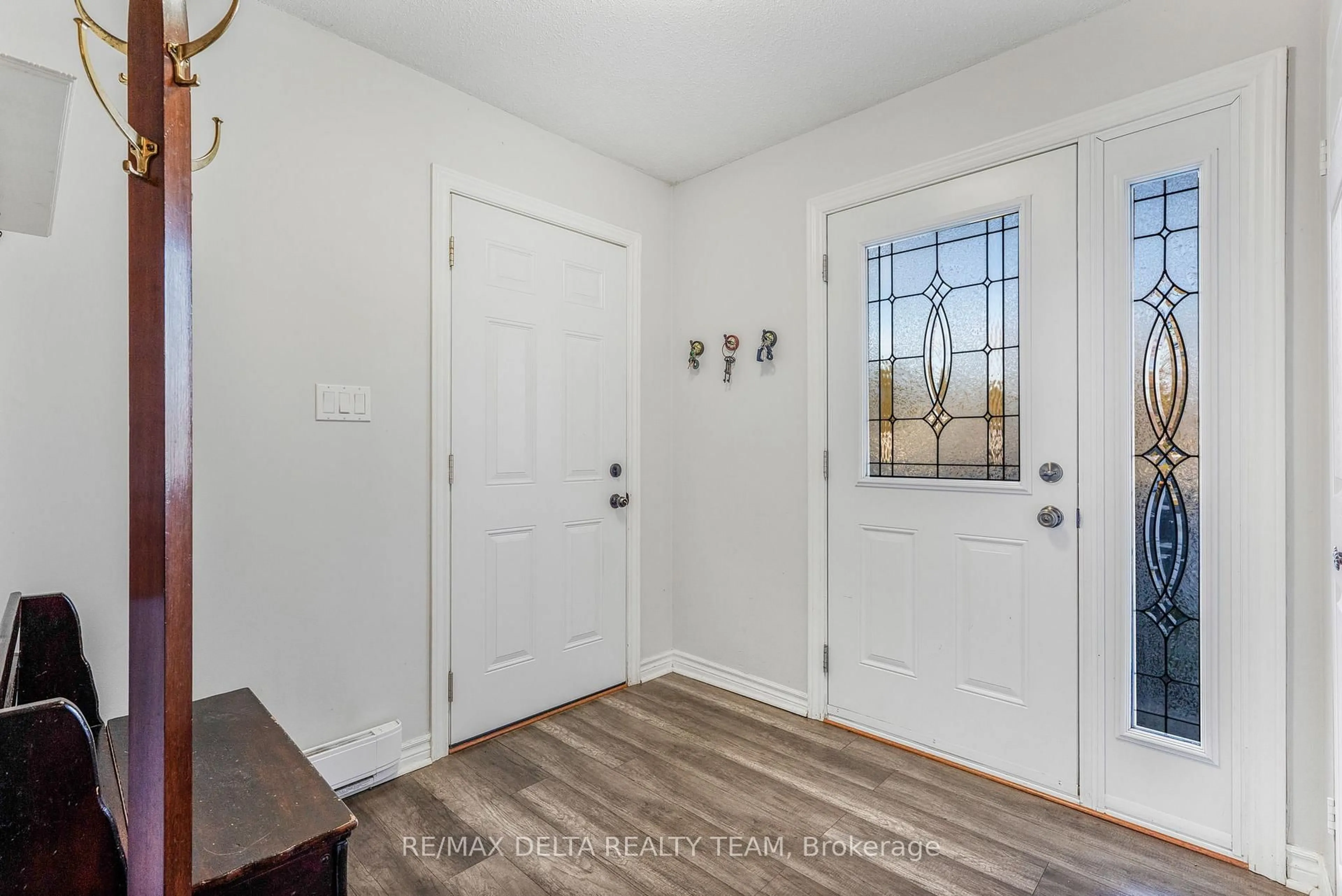 Indoor entryway for 1152 MONTEE DROUIN Rd, Casselman Ontario K0A 1M0
