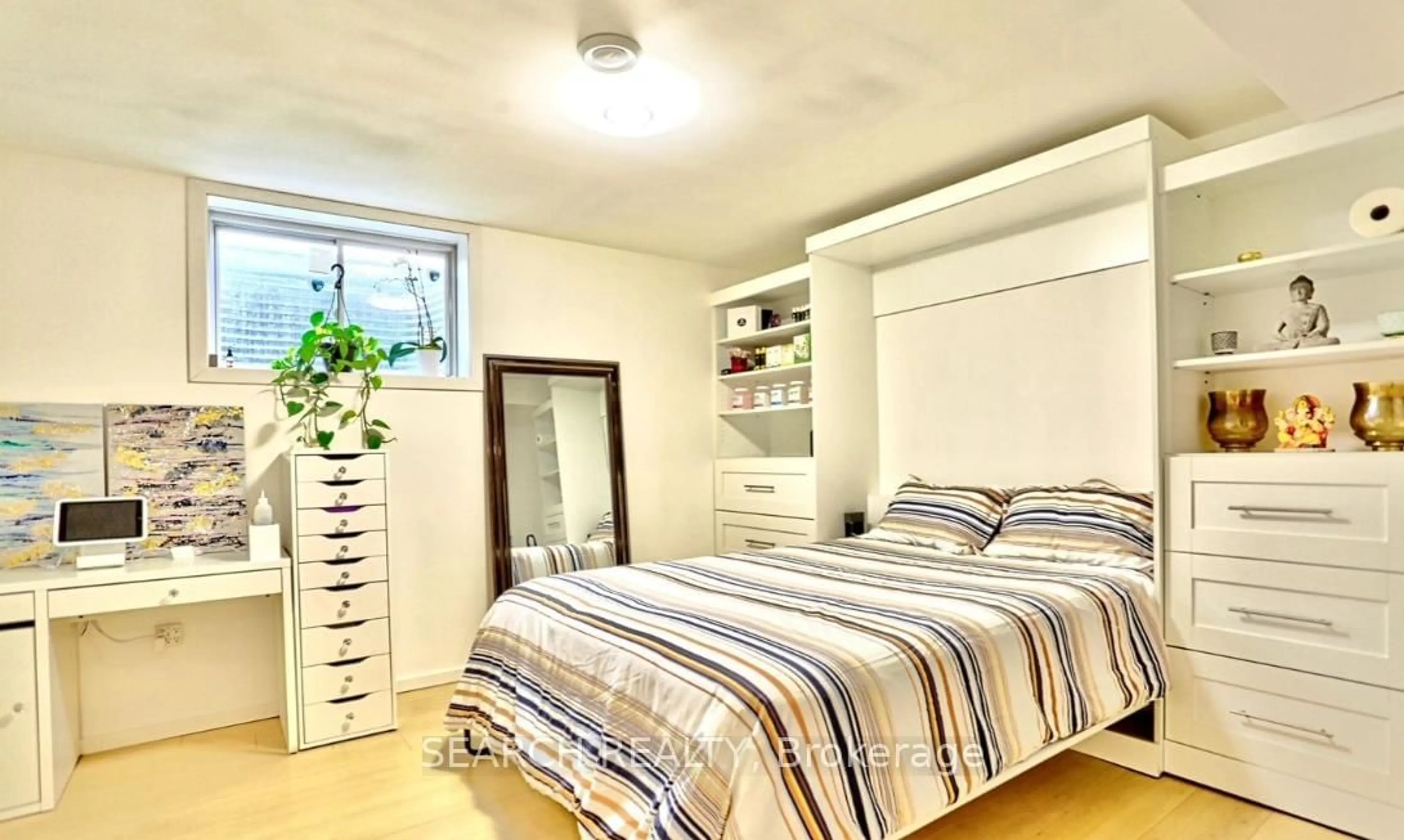 Bedroom with bed, unknown for 208 Summerset Pl, Chatham-Kent Ontario N7L 0G4