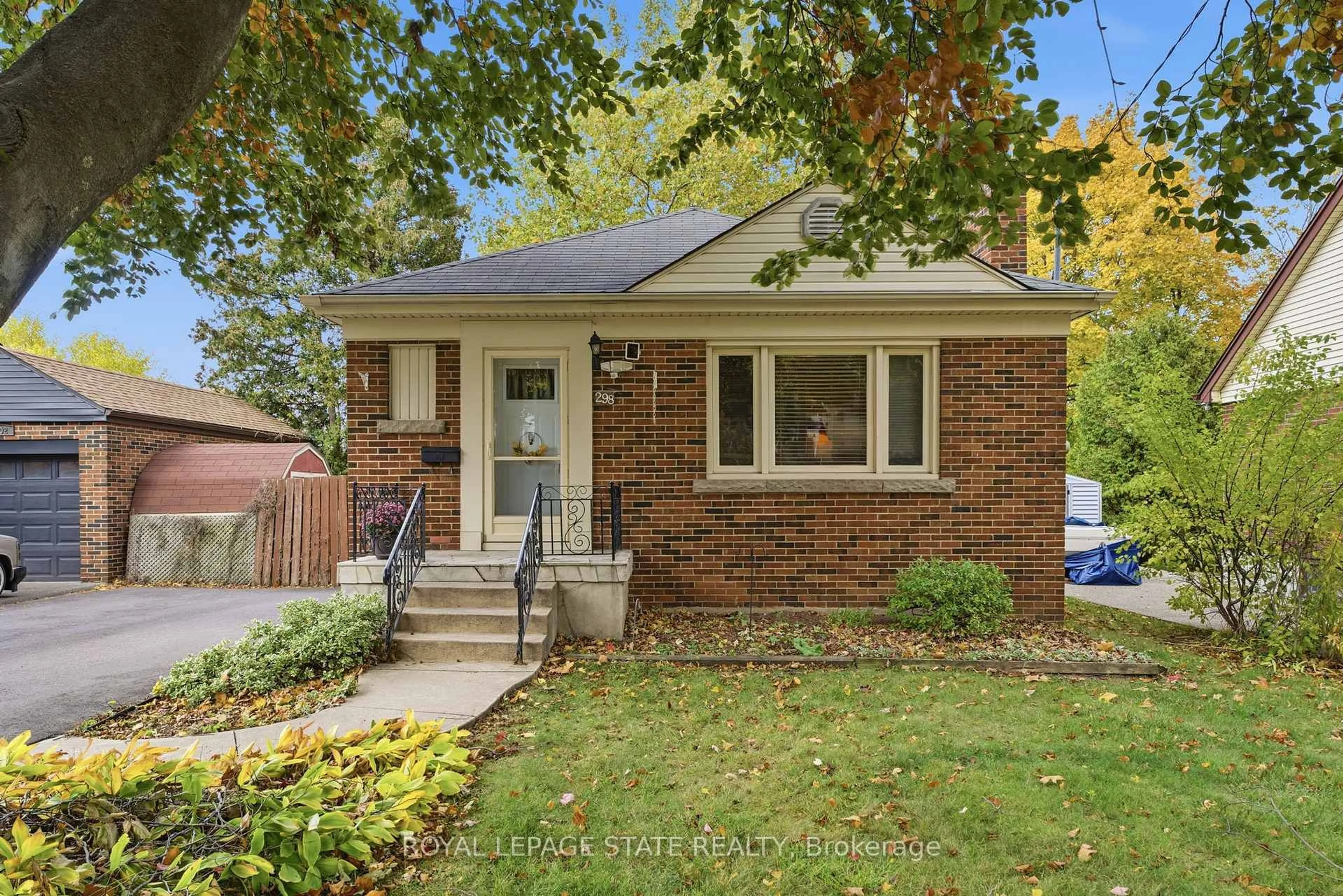 Home with brick exterior material, street for 298 Sanatorium Rd, Hamilton Ontario L9C 2A2