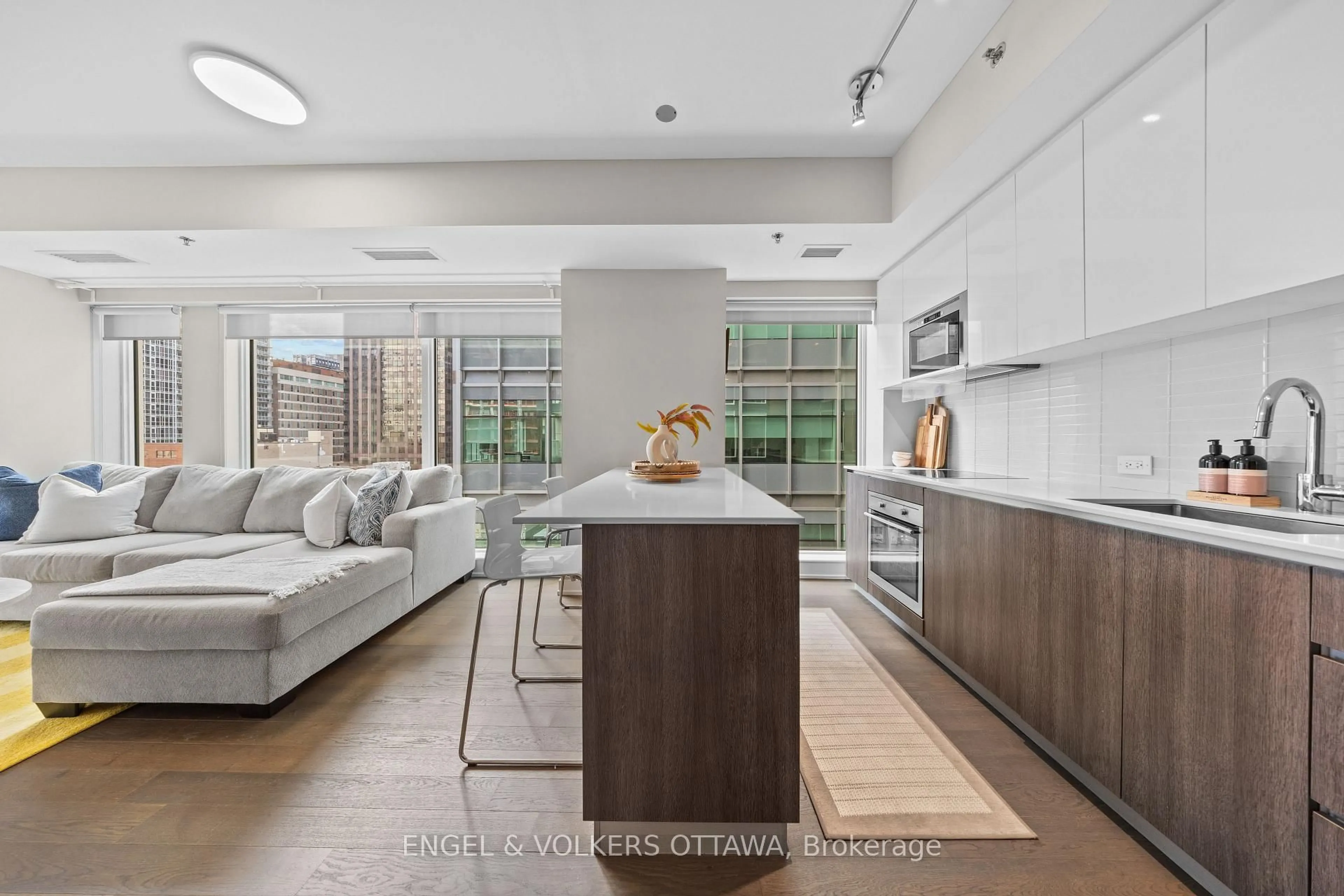 Open concept kitchen, unknown for 199 Slater St #709, Ottawa Ontario K1P 0C8