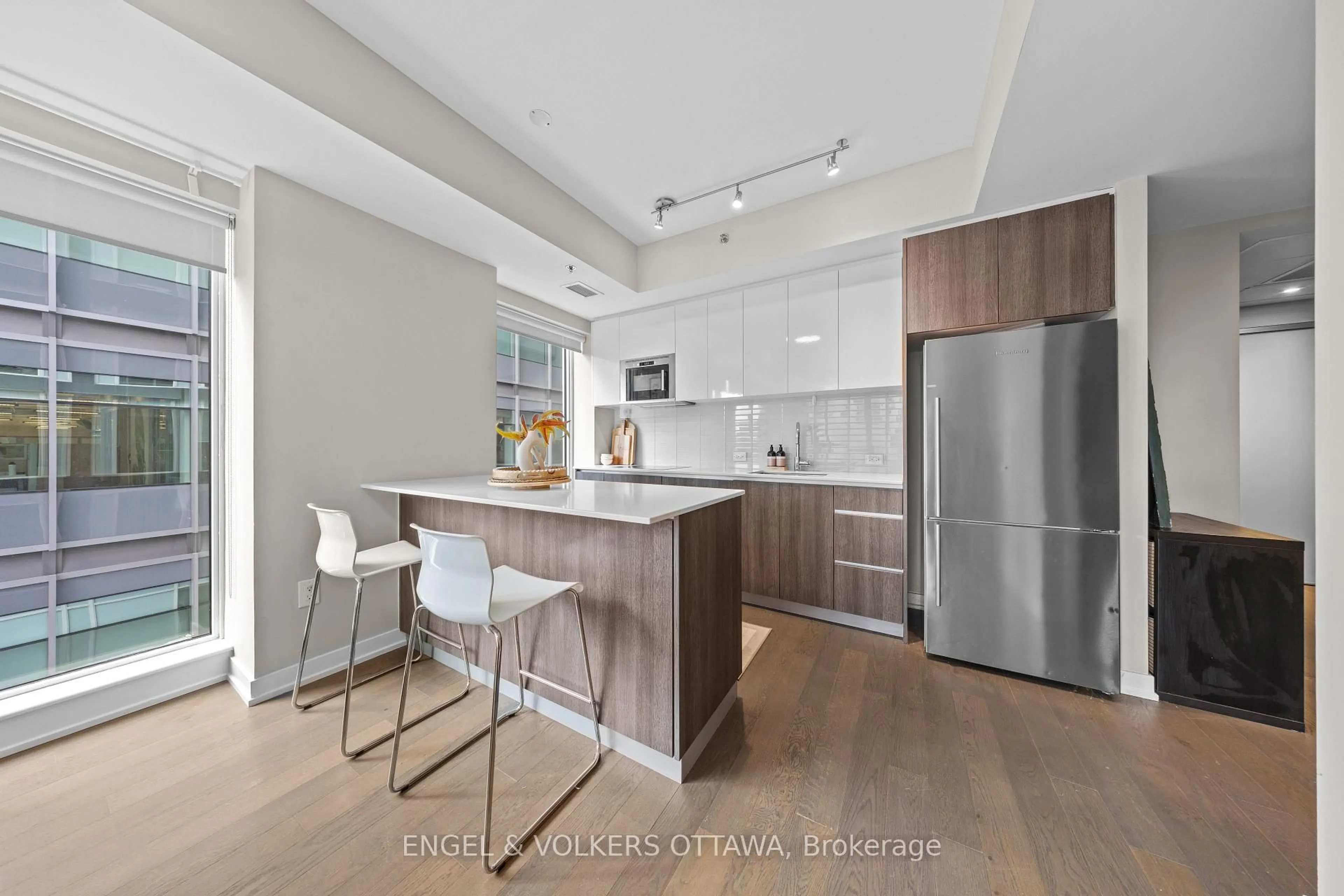 Open concept kitchen, unknown for 199 Slater St #709, Ottawa Ontario K1P 0C8