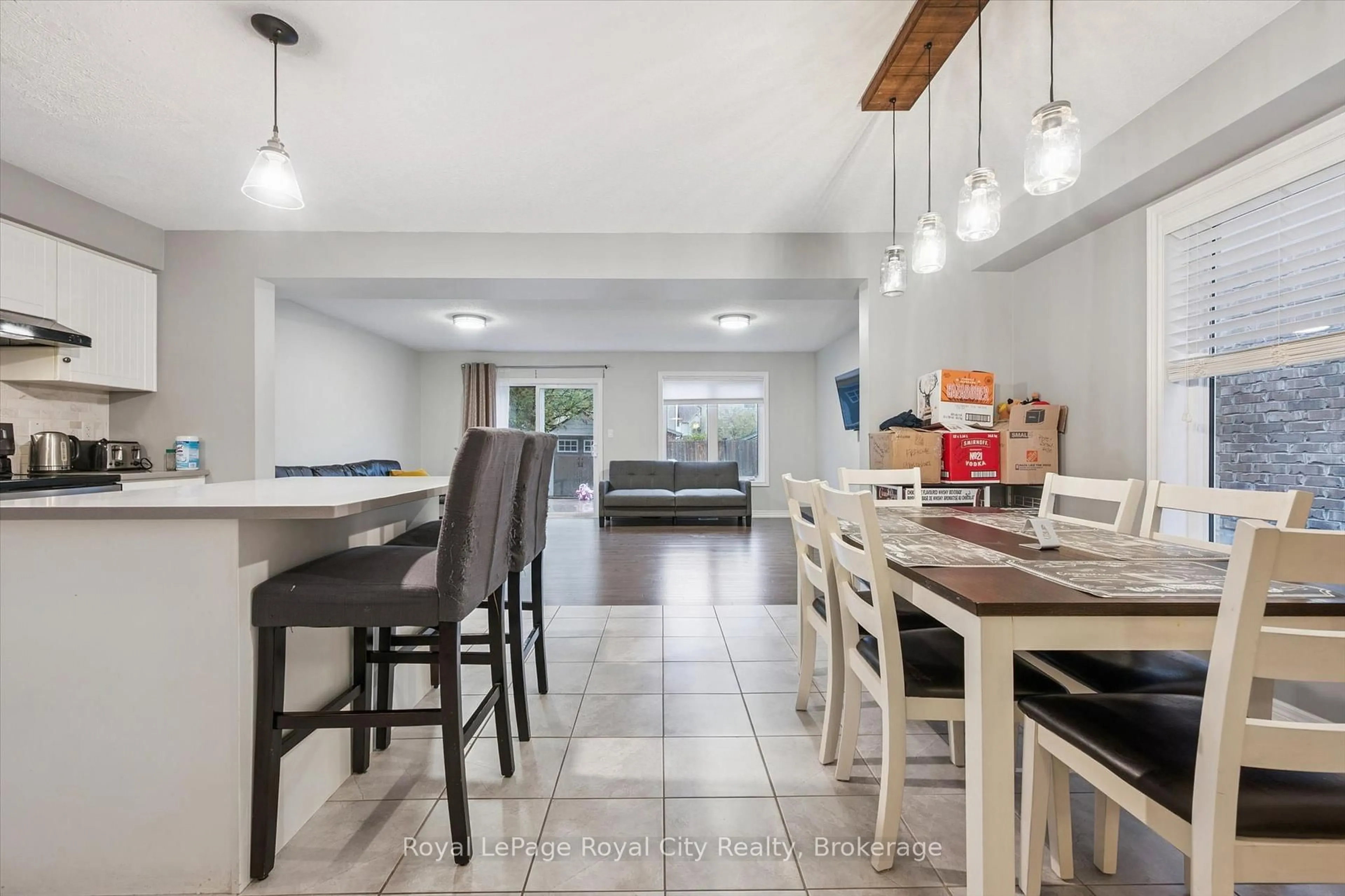 Open concept kitchen, ceramic/tile floor for 82 Couling Cres, Guelph Ontario N1E 0J8
