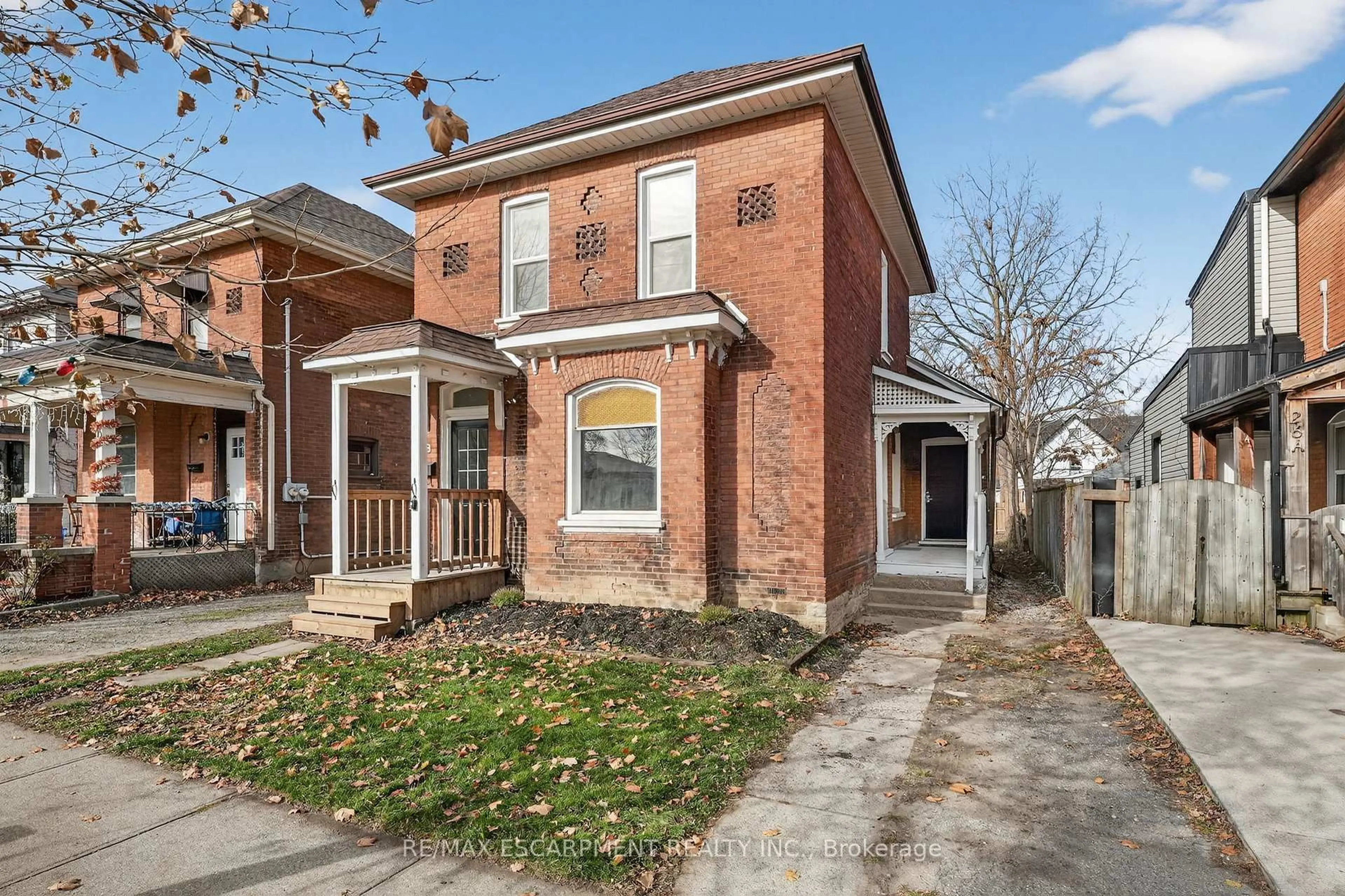 Home with brick exterior material, street for 28 Cayuga St, Brantford Ontario N3S 1W5