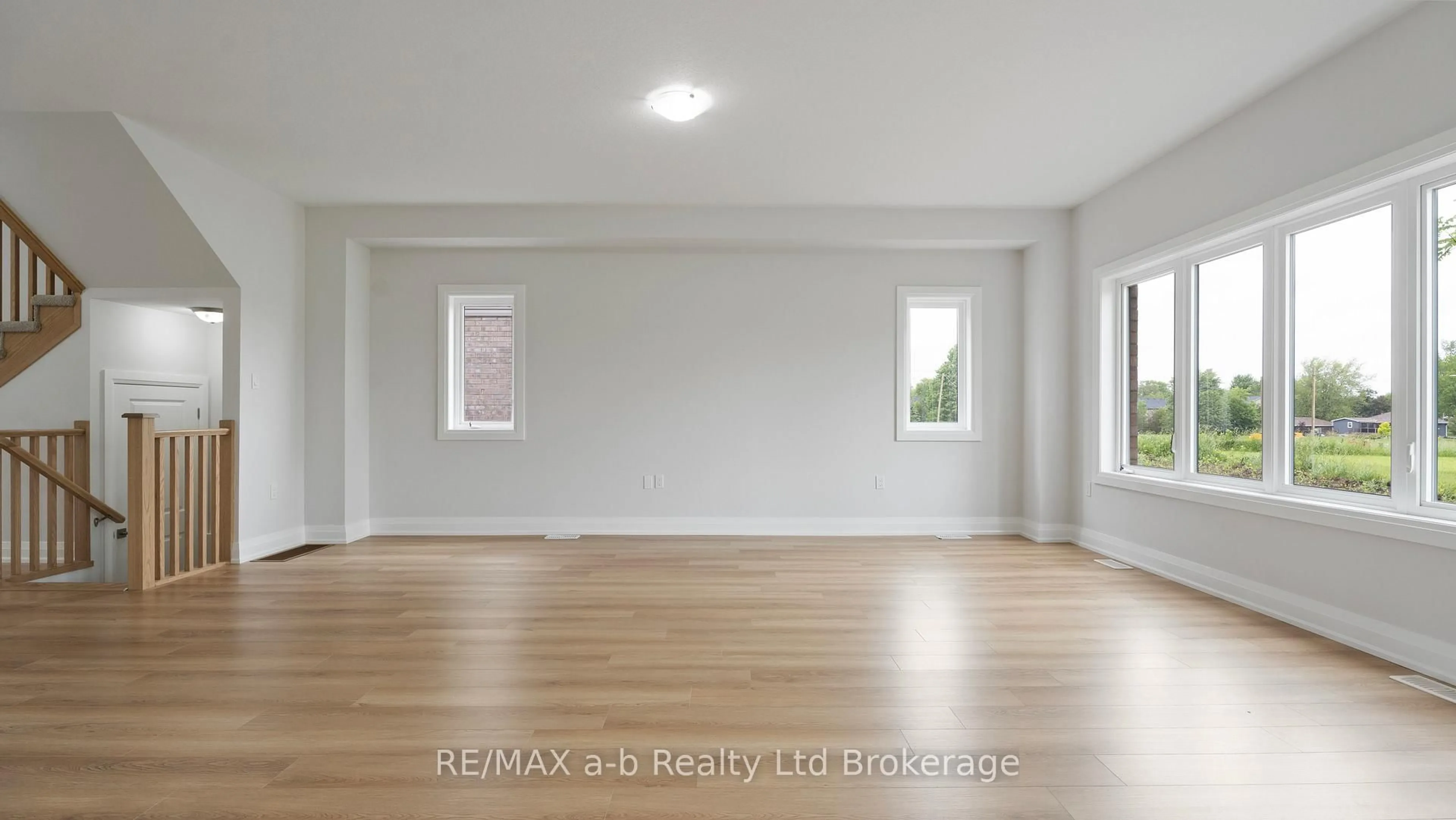 A pic of a room for 107 Cayley St, Norwich Ontario N0J 1P0