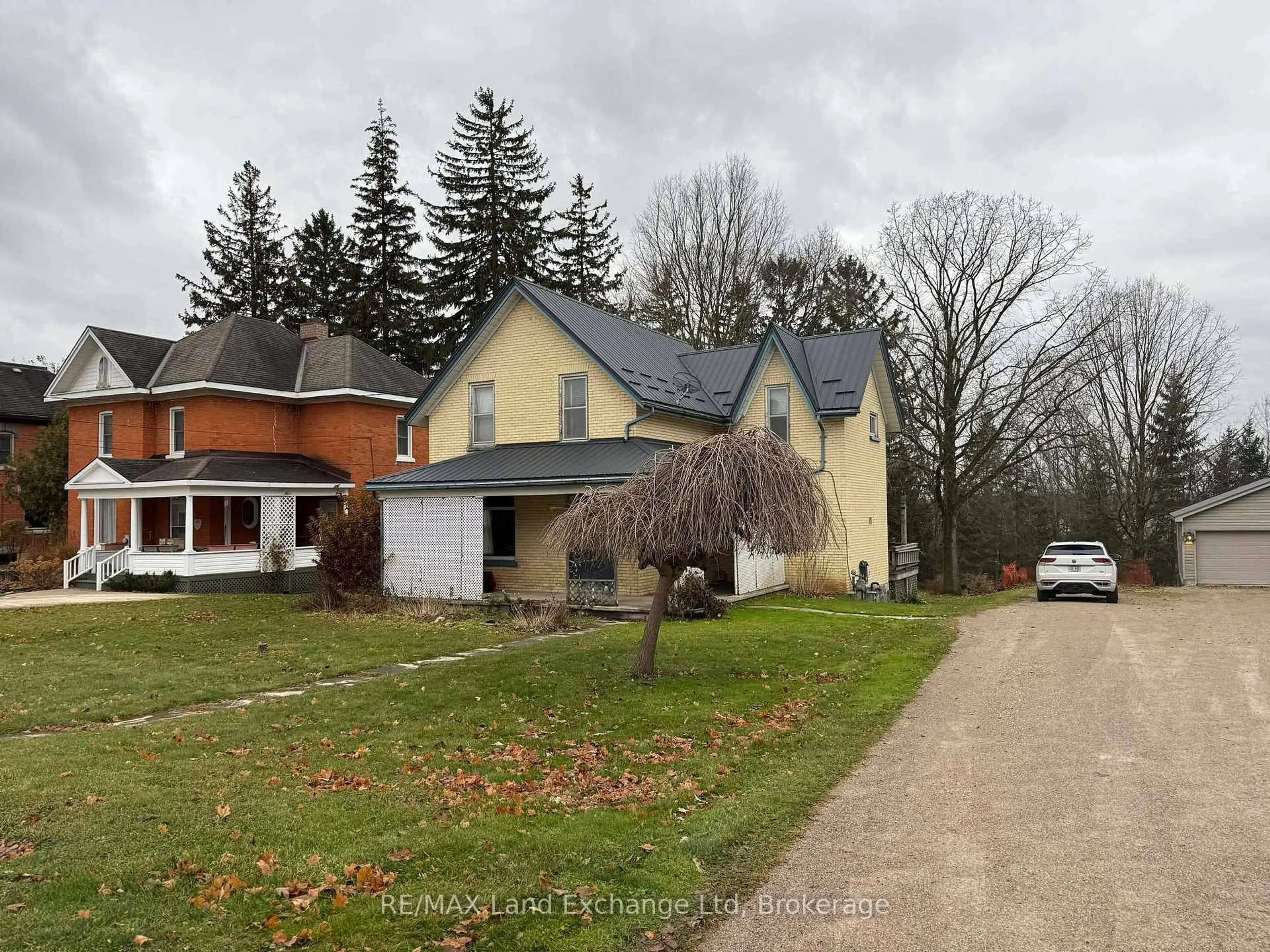 A pic from outside/outdoor area/front of a property/back of a property/a pic from drone, street for 126 Diagonal Rd, North Huron Ontario N0G 2W0