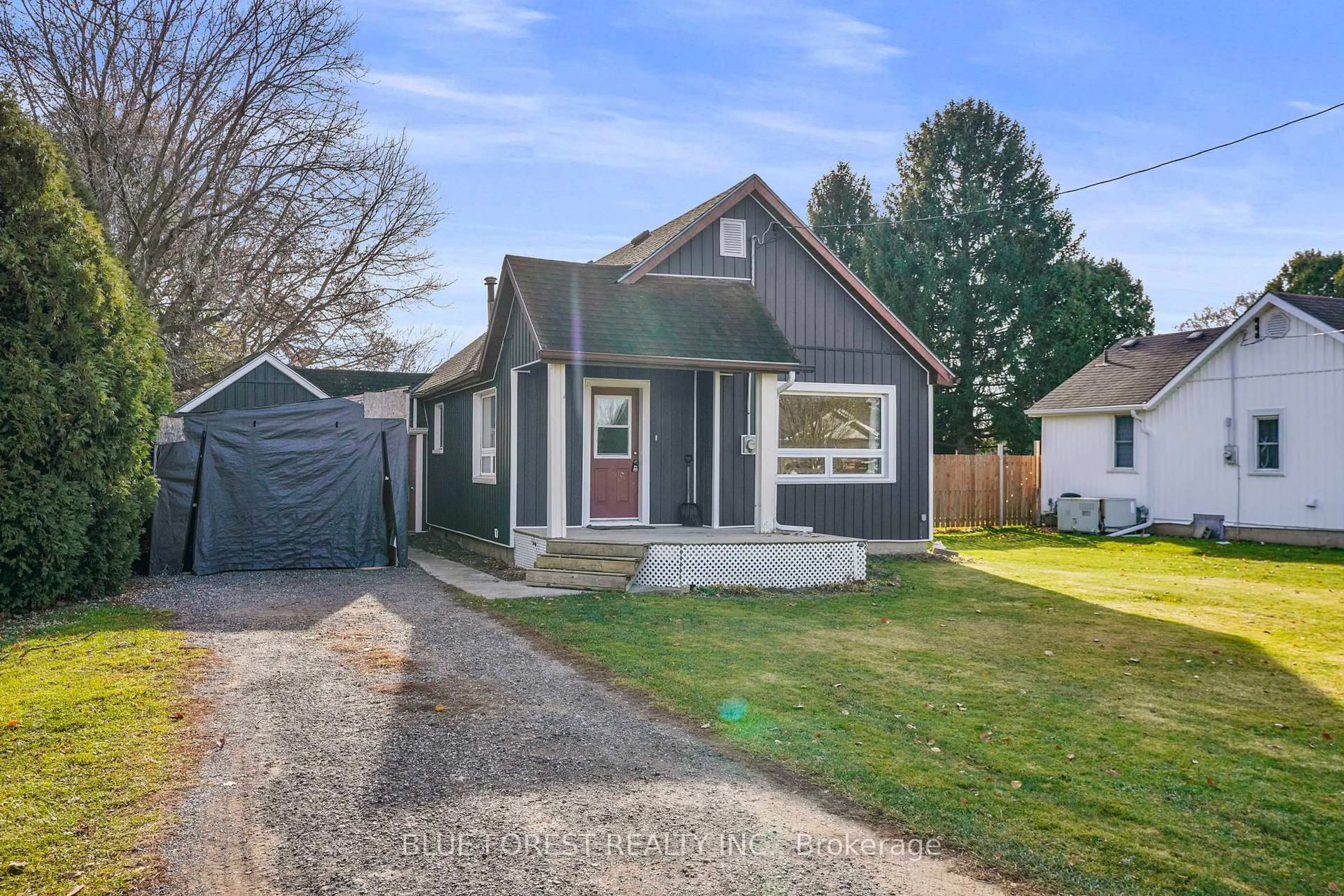 Unknown for 22557 Queens Line, West Elgin Ontario N0L 2C0