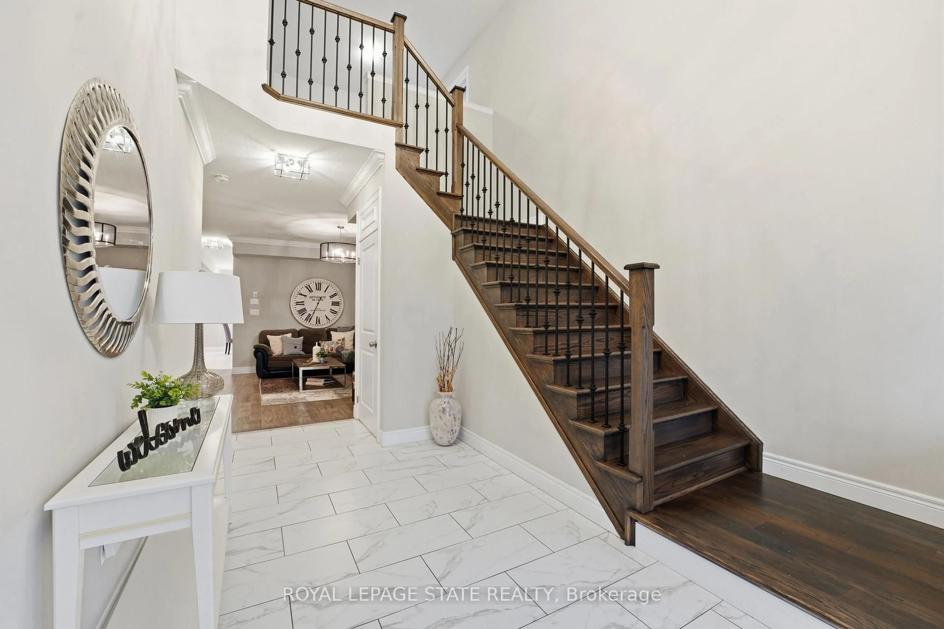 Unknown for 29 Roselawn Ave, Hamilton Ontario L9G 0H9