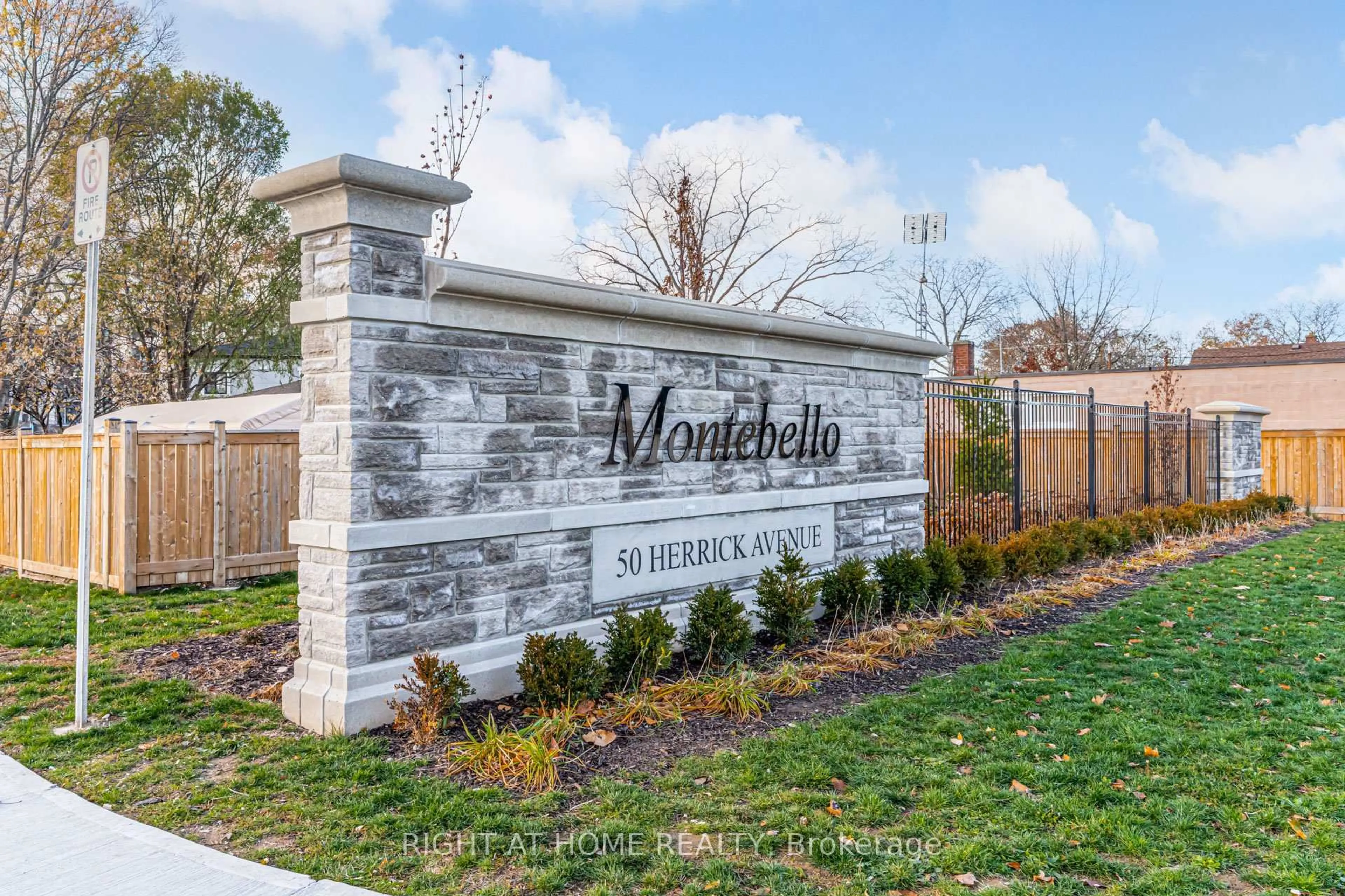 Unknown for 50 Herrick Ave #UP 18, St. Catharines Ontario L2P 0G3