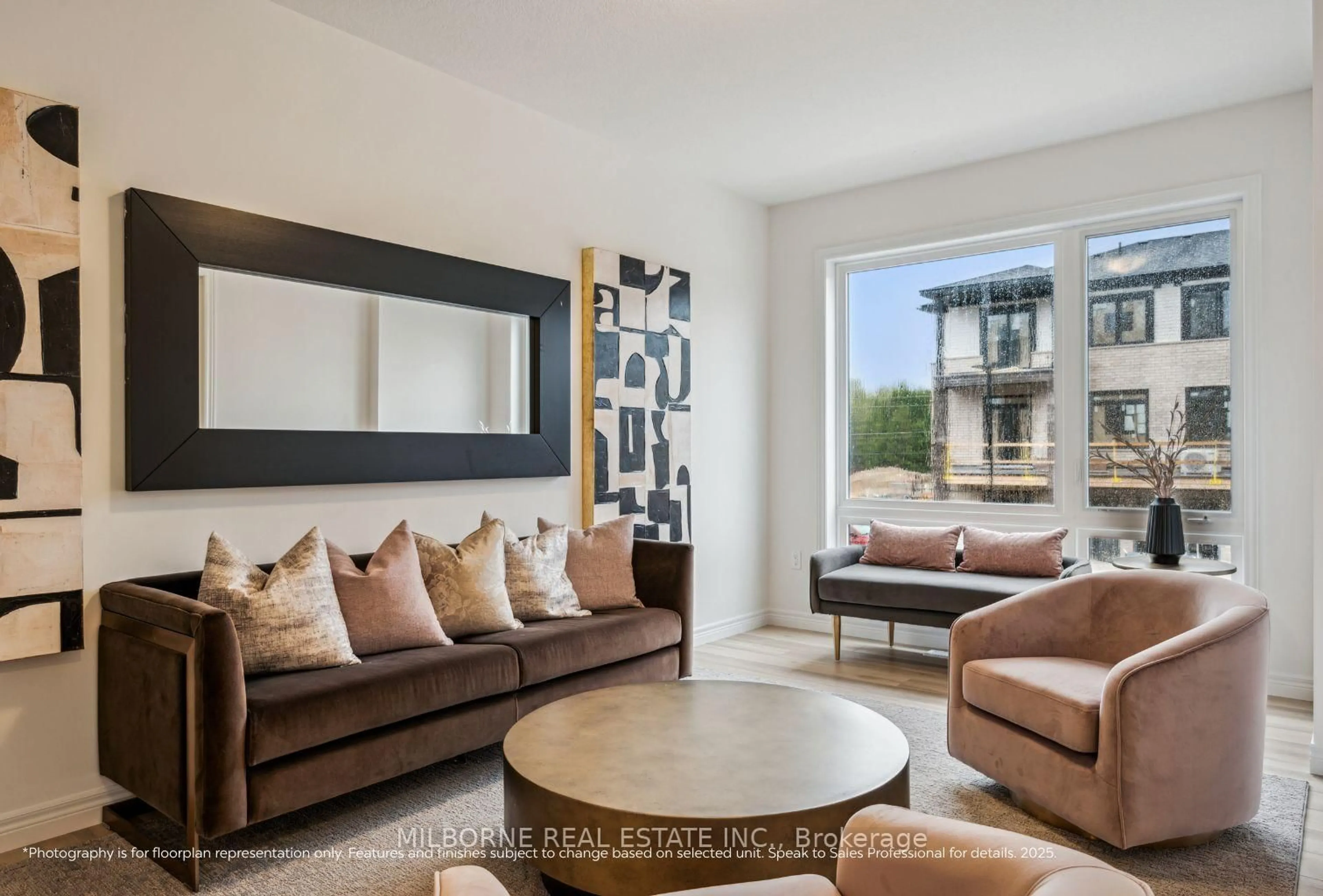 Living room with furniture, unknown for 47 Arabella Dr, Guelph Ontario N1L 1B3