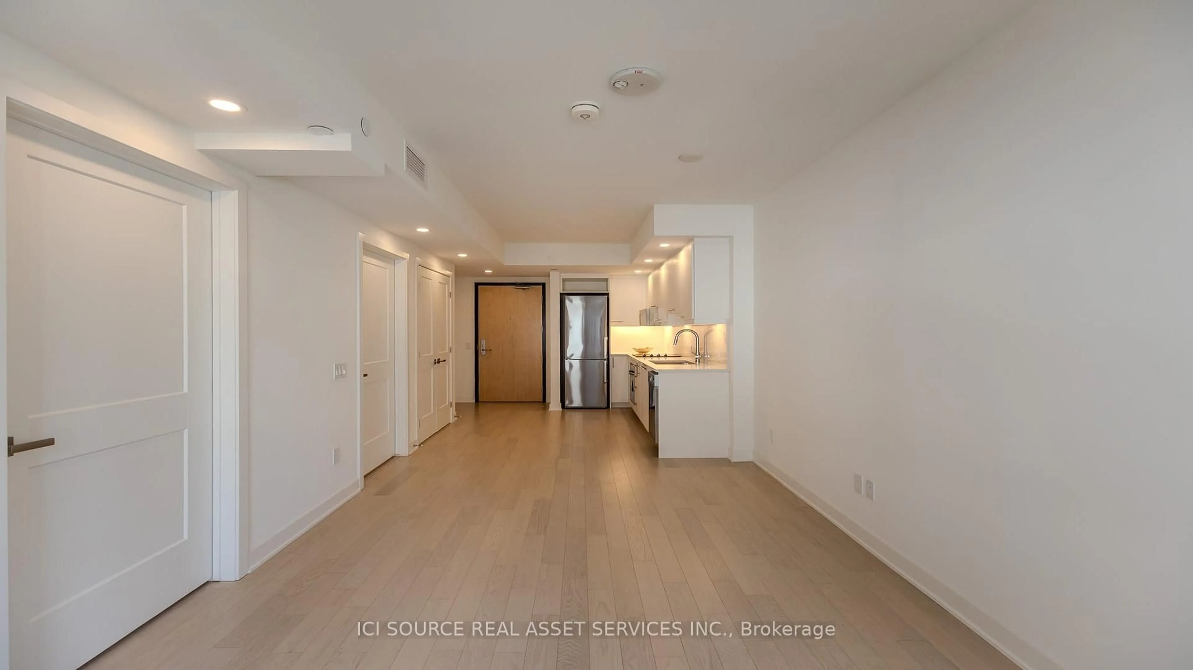 Unknown for 340 Queen St #1110, Ottawa Ontario K1R 0G1