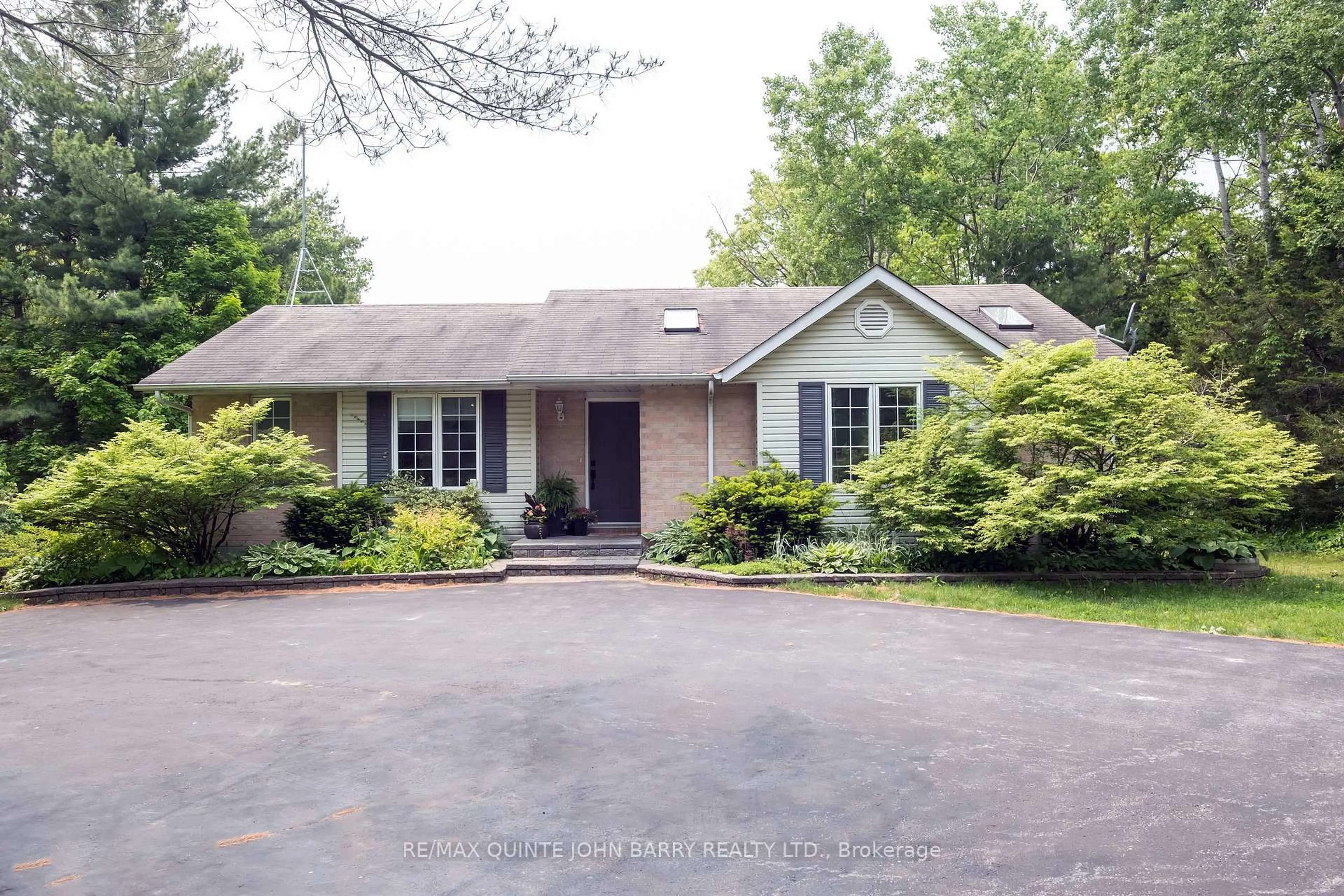 Home with brick exterior material, street for 524 Christiani Rd, Ingleside Ontario K8V 5P4