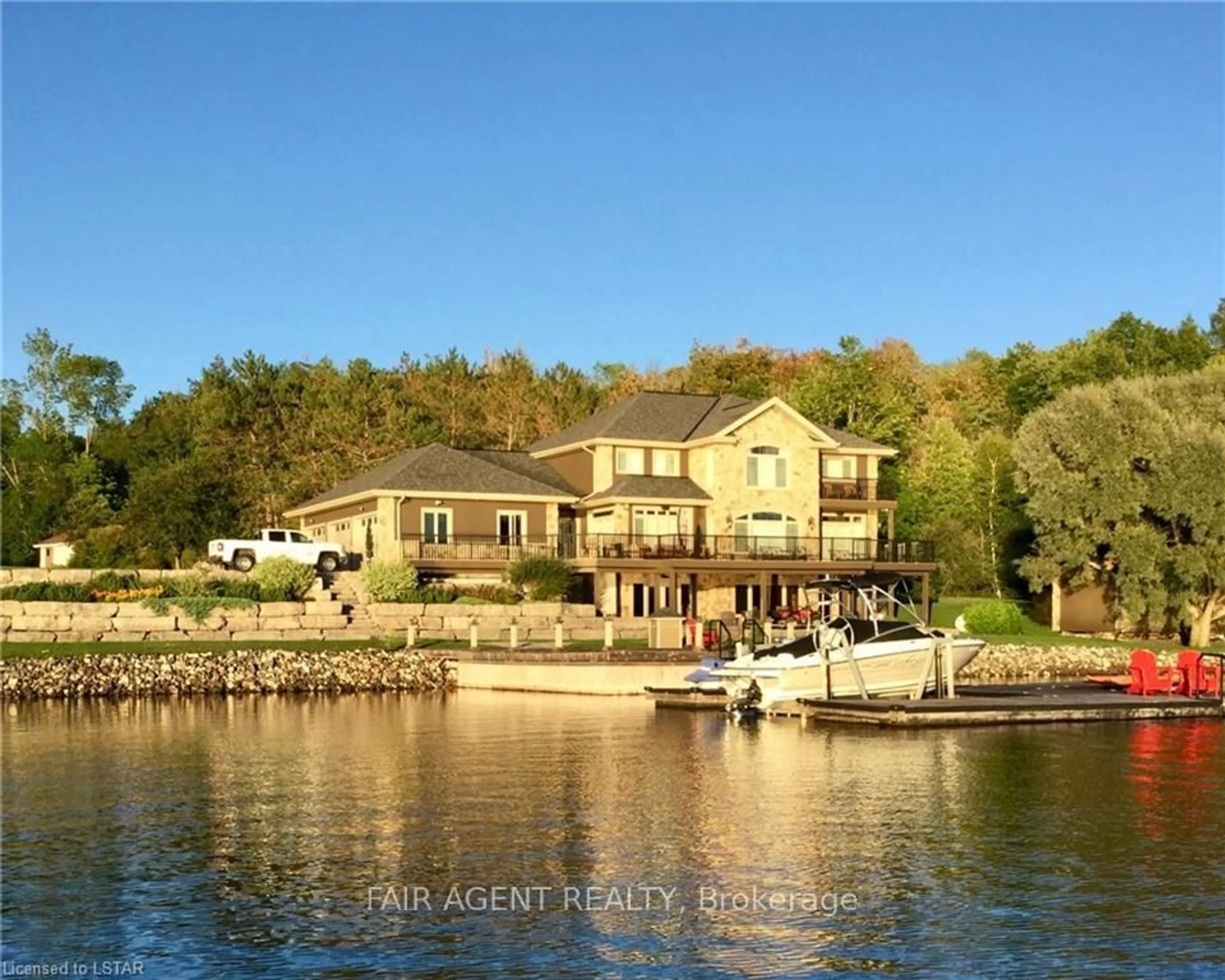 A pic from outside/outdoor area/front of a property/back of a property/a pic from drone, water/lake/river/ocean view for 10 MILL Rd, Parry Sound Remote Area Ontario P0H 1Y0