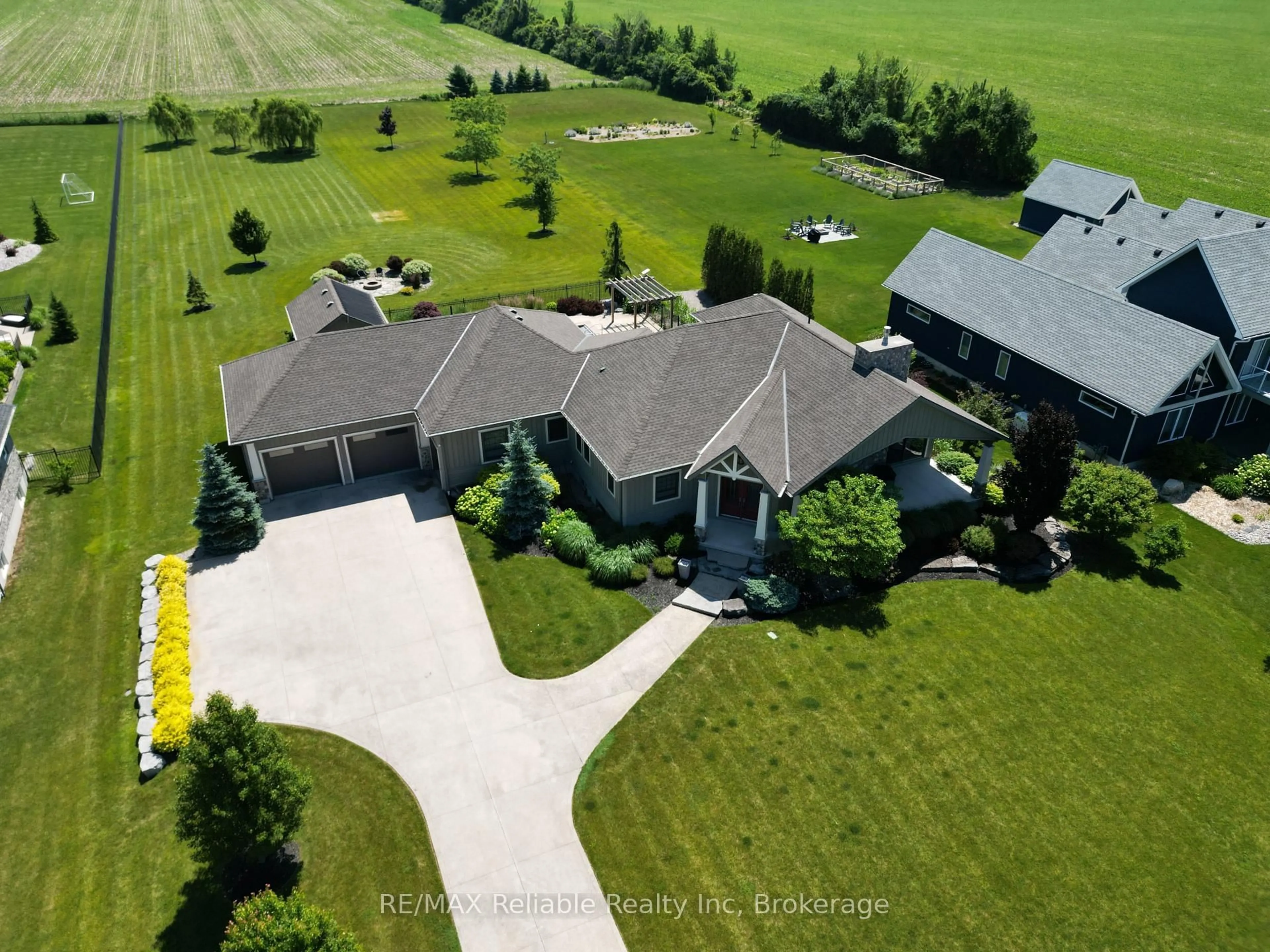 A pic from outside/outdoor area/front of a property/back of a property/a pic from drone, street for 78924 Mcilwain Line, Central Huron Ontario N7A 3X8