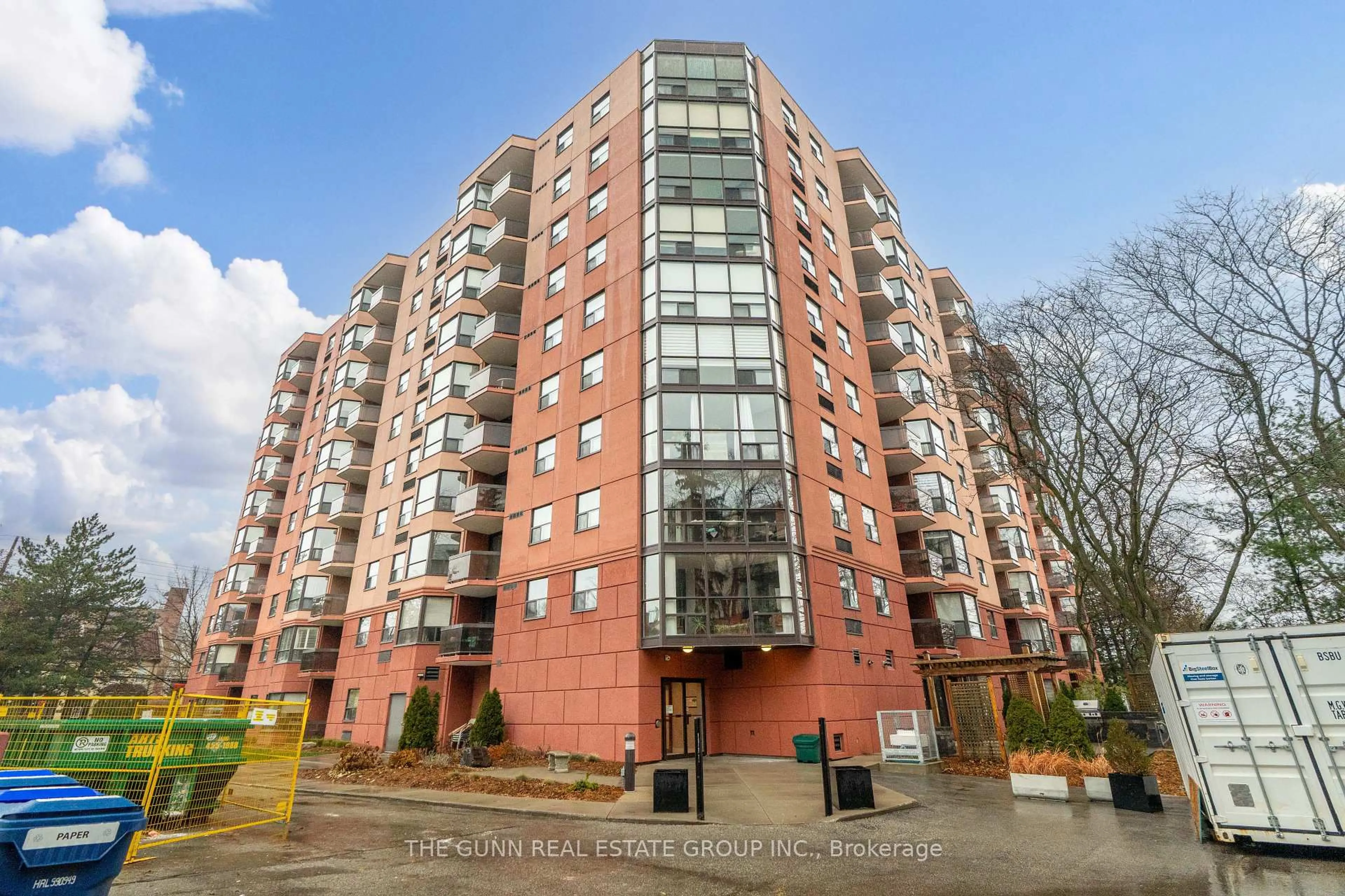 Unknown for 600 Talbot St #506, London East Ontario N6A 5L9