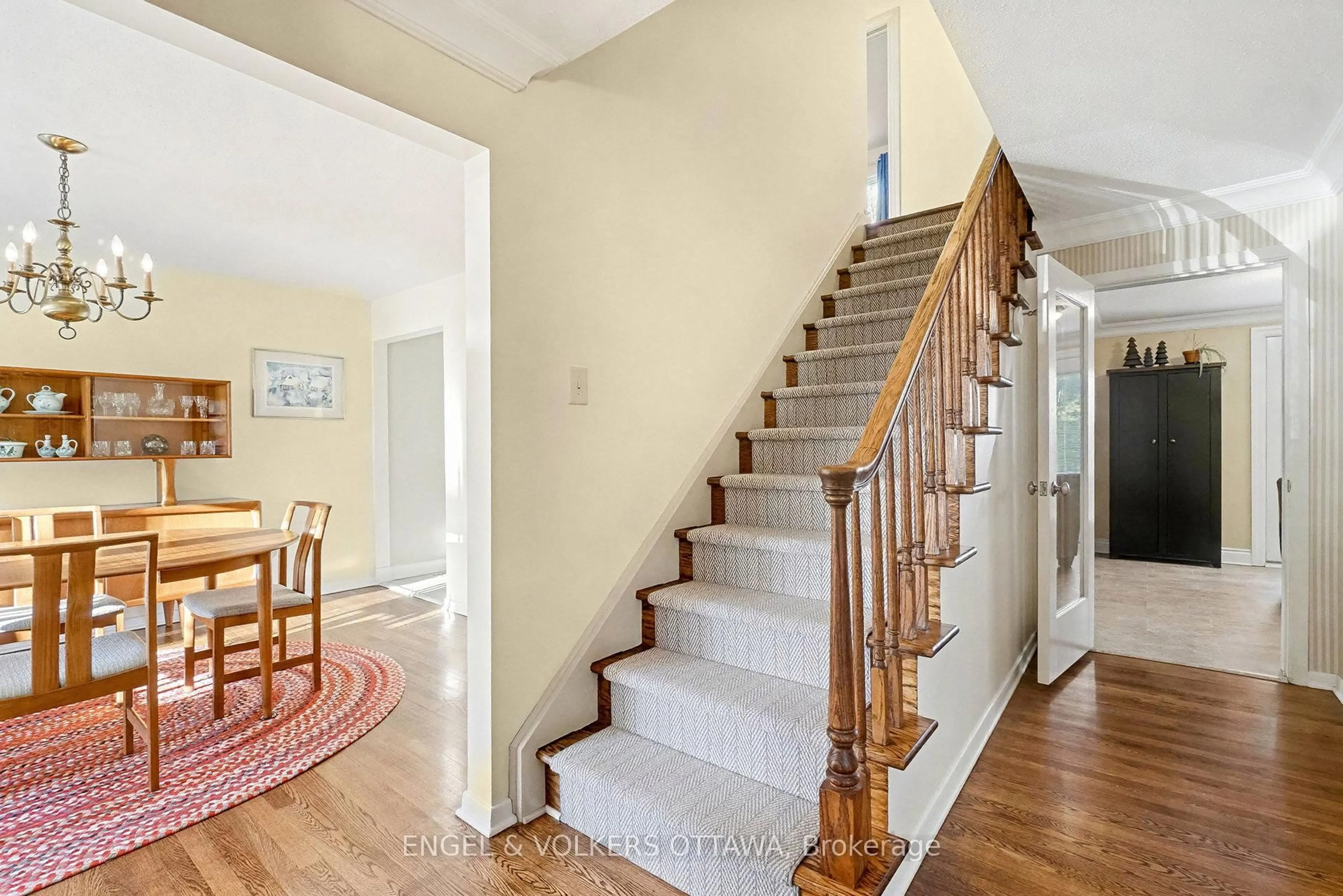 Unknown for 13 Welkin Cres, Nepean Ontario K2E 5M4