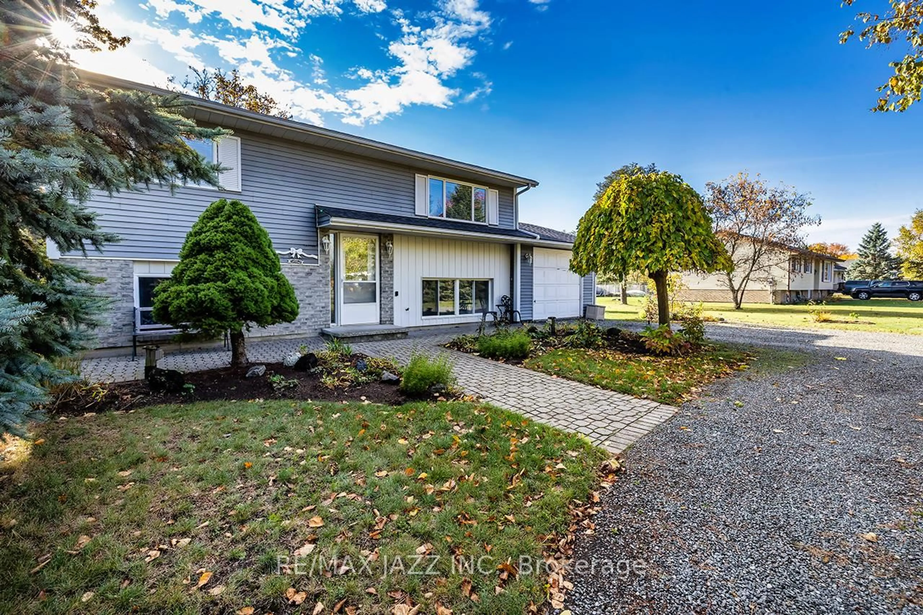 A pic from outside/outdoor area/front of a property/back of a property/a pic from drone, street for 2552 Van Luven Rd, Hamilton Township Ontario K0K 1C0