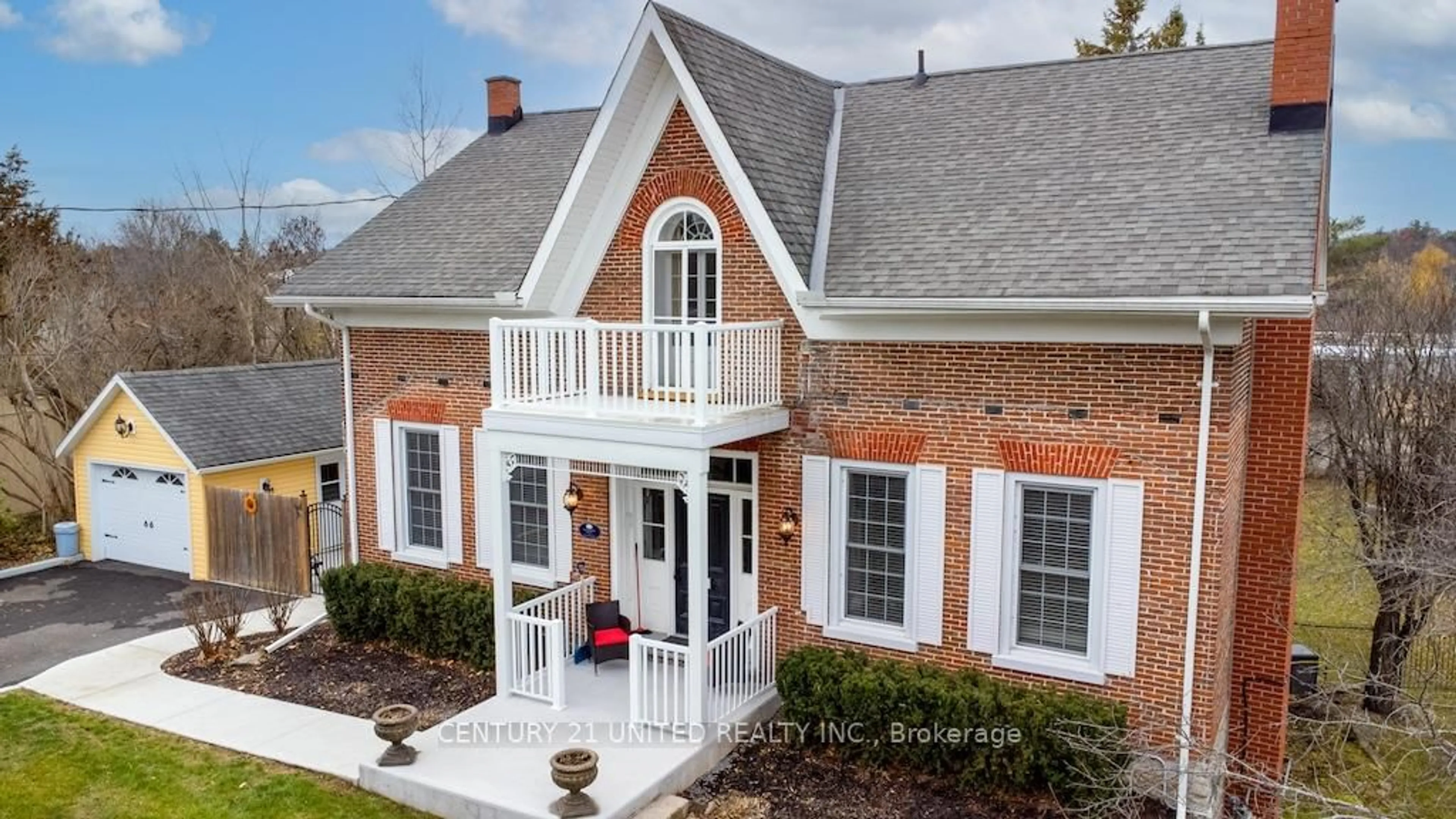 Home with brick exterior material, unknown for 33 Bridge St, Trent Hills Ontario K0L 1Y0