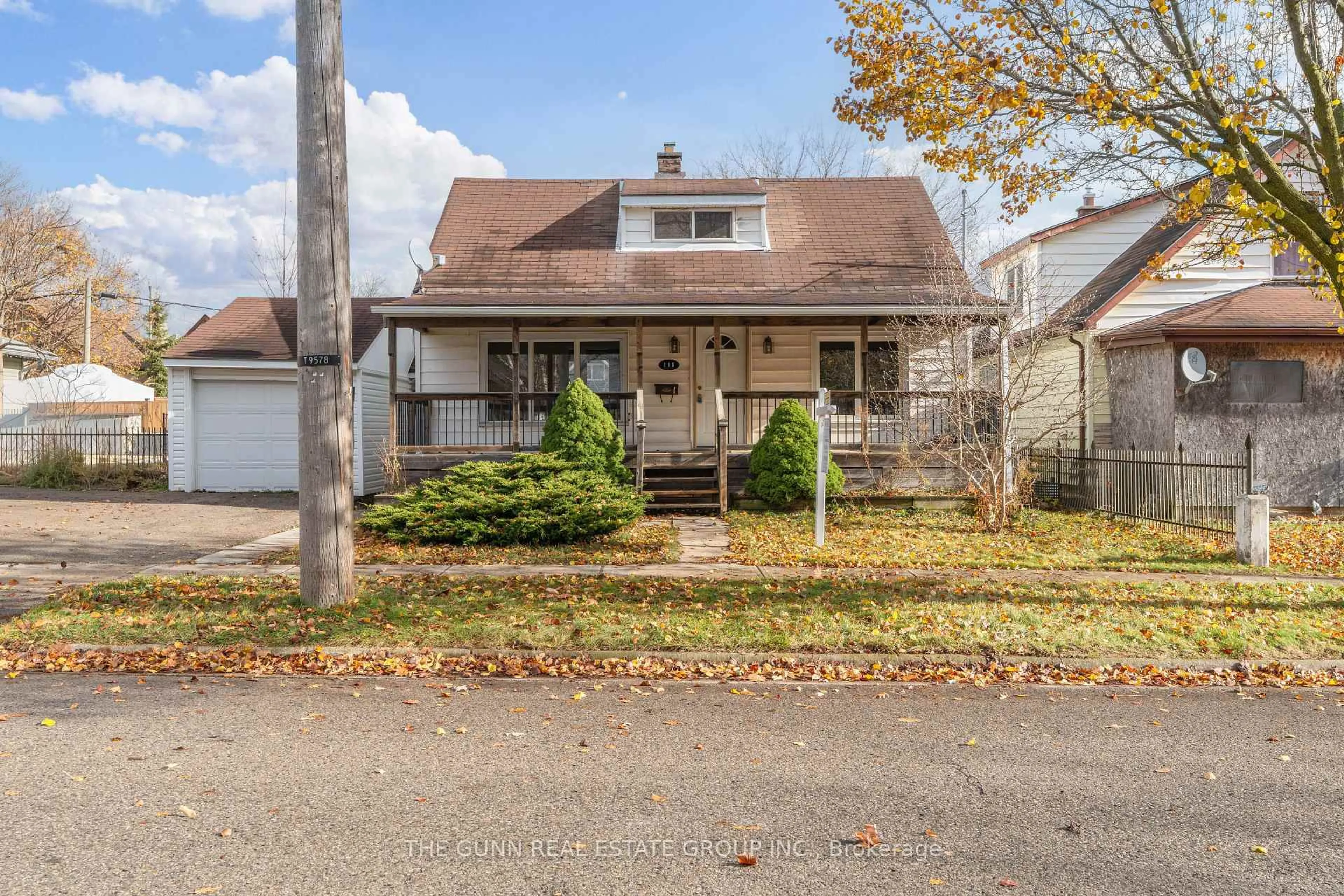 Unknown for 118 St Julien St, London East Ontario N5Z 2M7