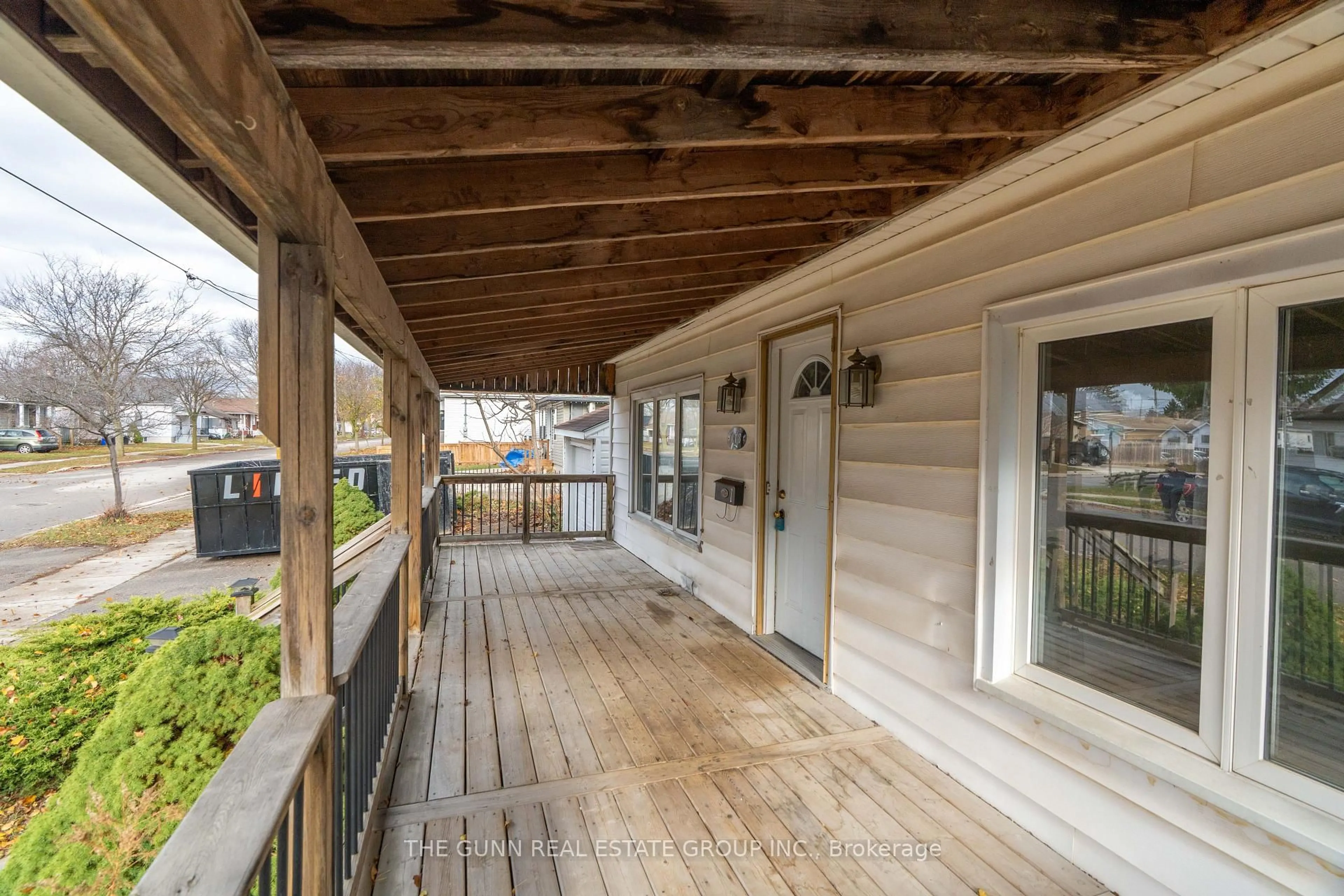 Patio, street for 118 St Julien St, London East Ontario N5Z 2M7