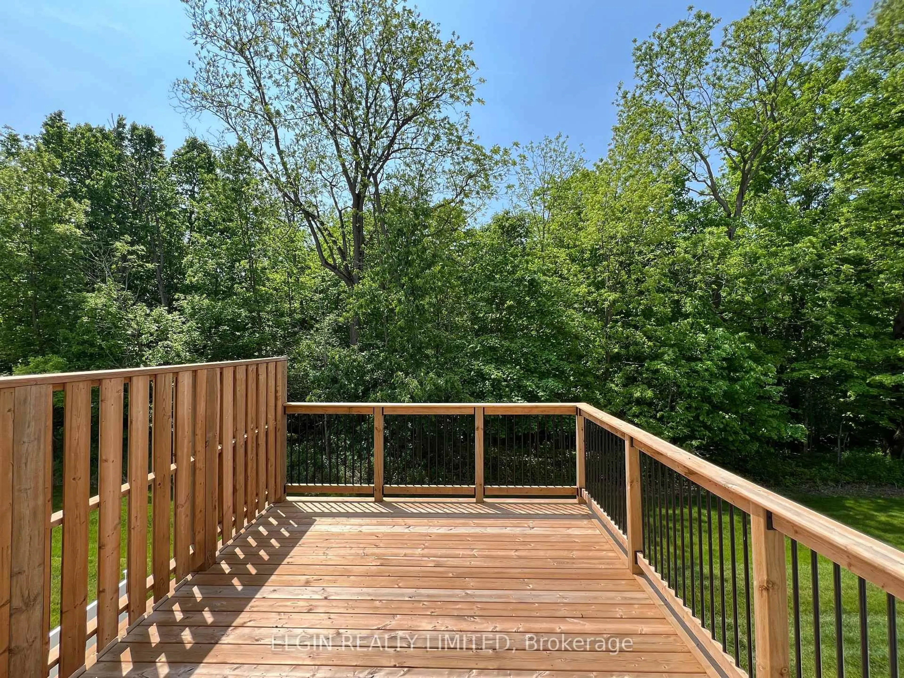 Patio, forest/trees view for 25-49 Royal Dornoch Dr, St. Thomas Ontario N5R 0P4