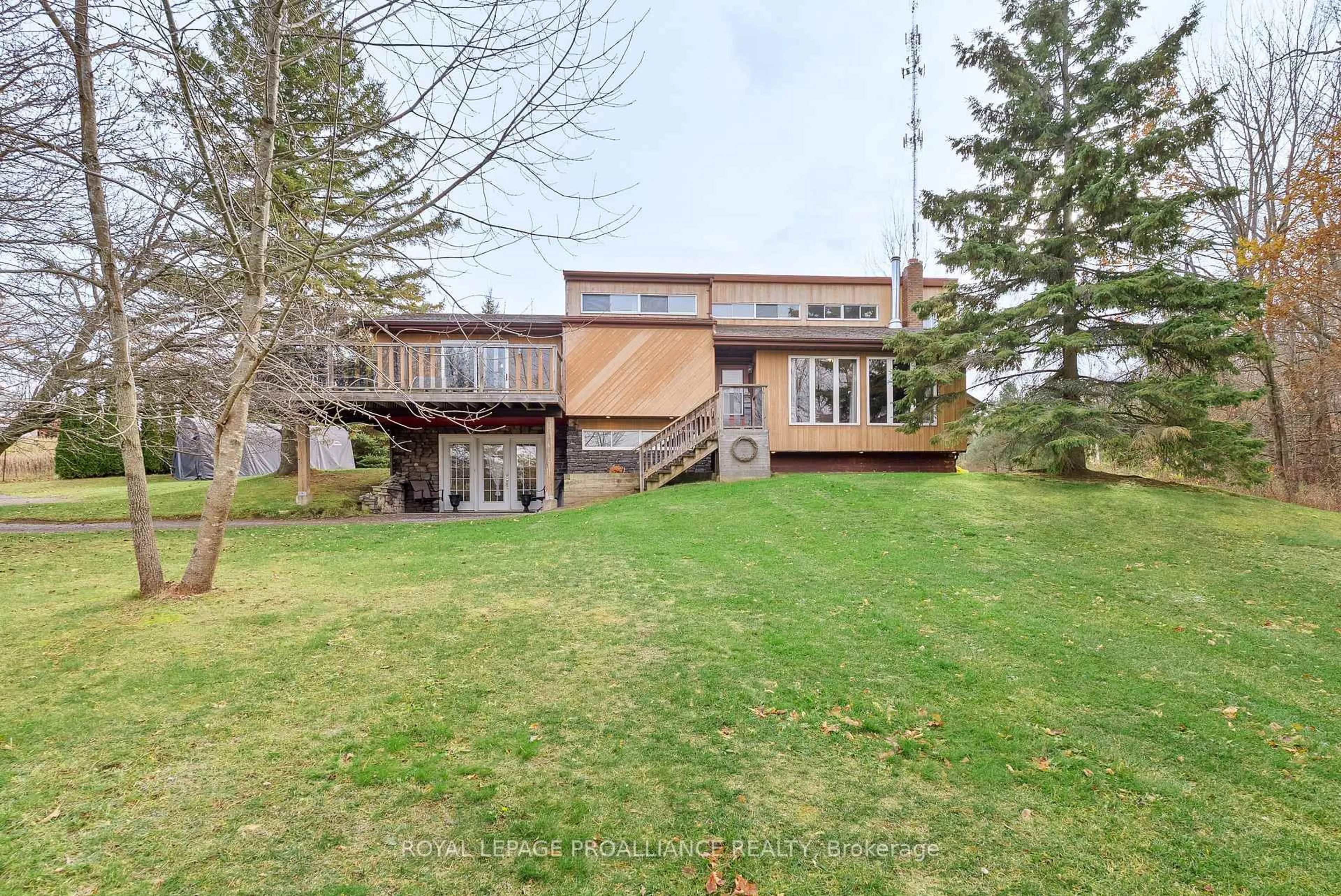 A pic from outside/outdoor area/front of a property/back of a property/a pic from drone, mountain view for 619 Gallivan Rd, Stirling Ontario K0K 3E0