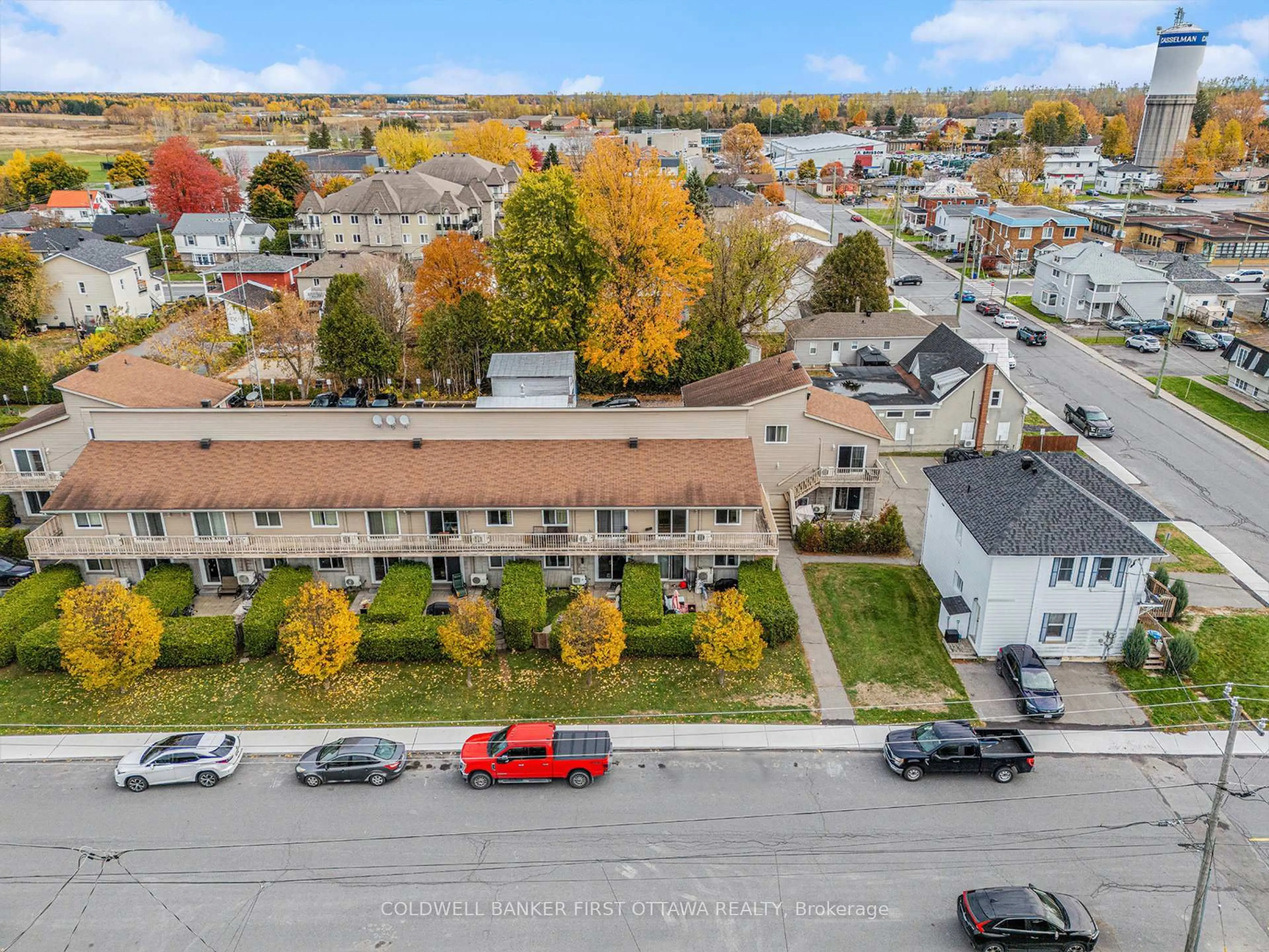 A pic from outside/outdoor area/front of a property/back of a property/a pic from drone, street for 770 St Jean St #24, Casselman Ontario K0A 1M0