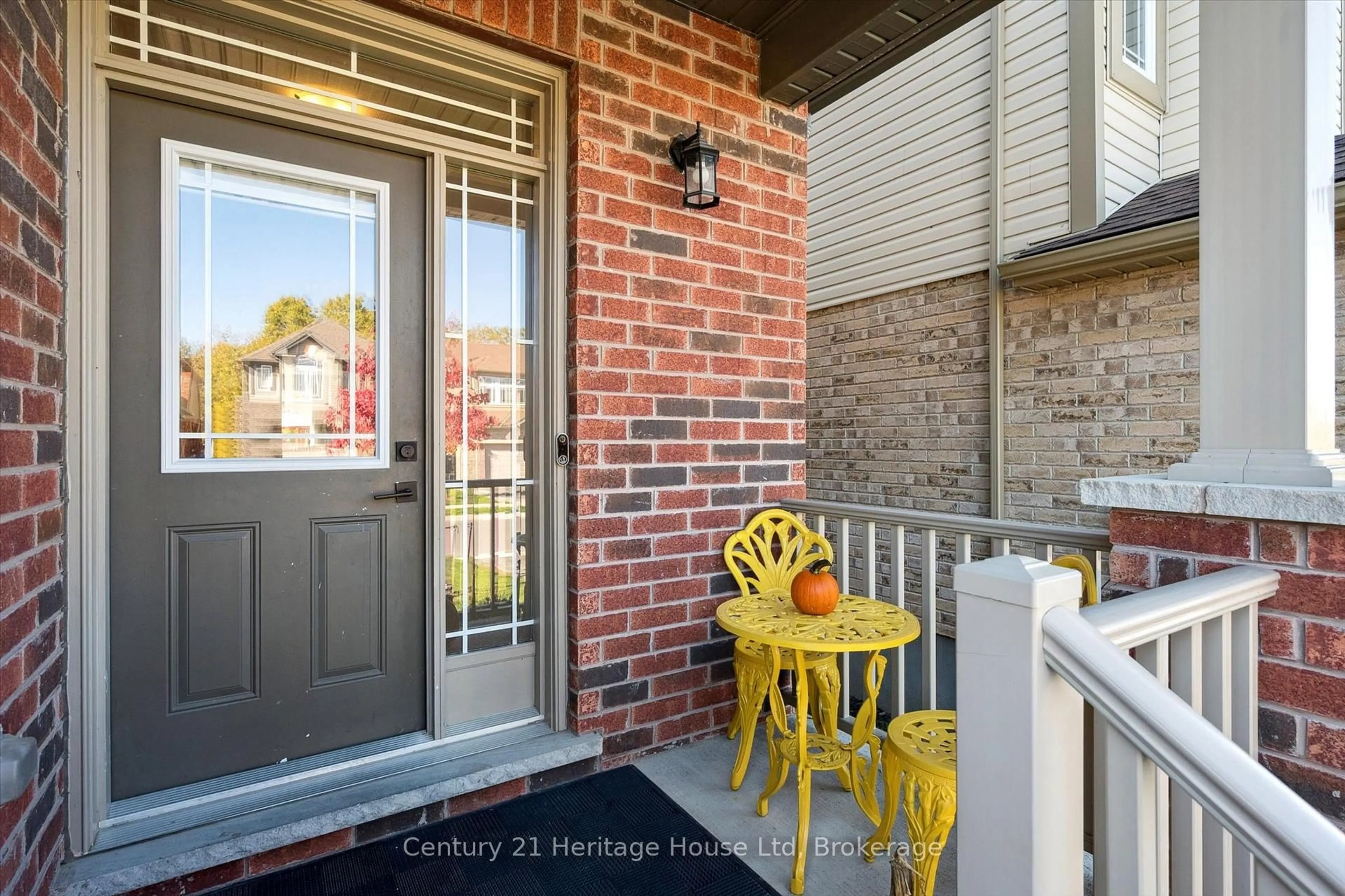 Unknown for 184 Macalister Blvd, Guelph Ontario N1G 0G8