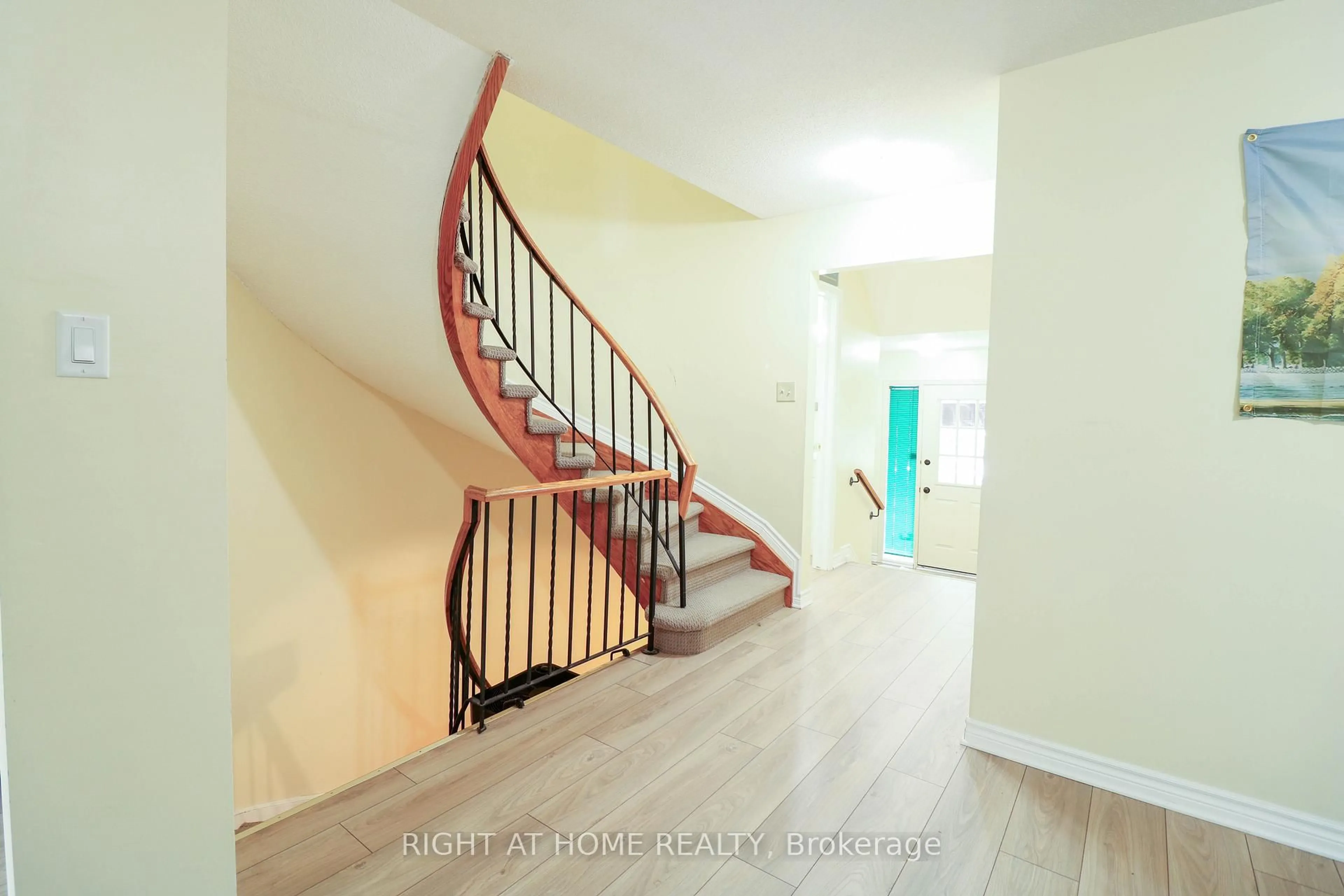 Unknown for 50 Fireside Cres, Ottawa Ontario K1T 1Z4