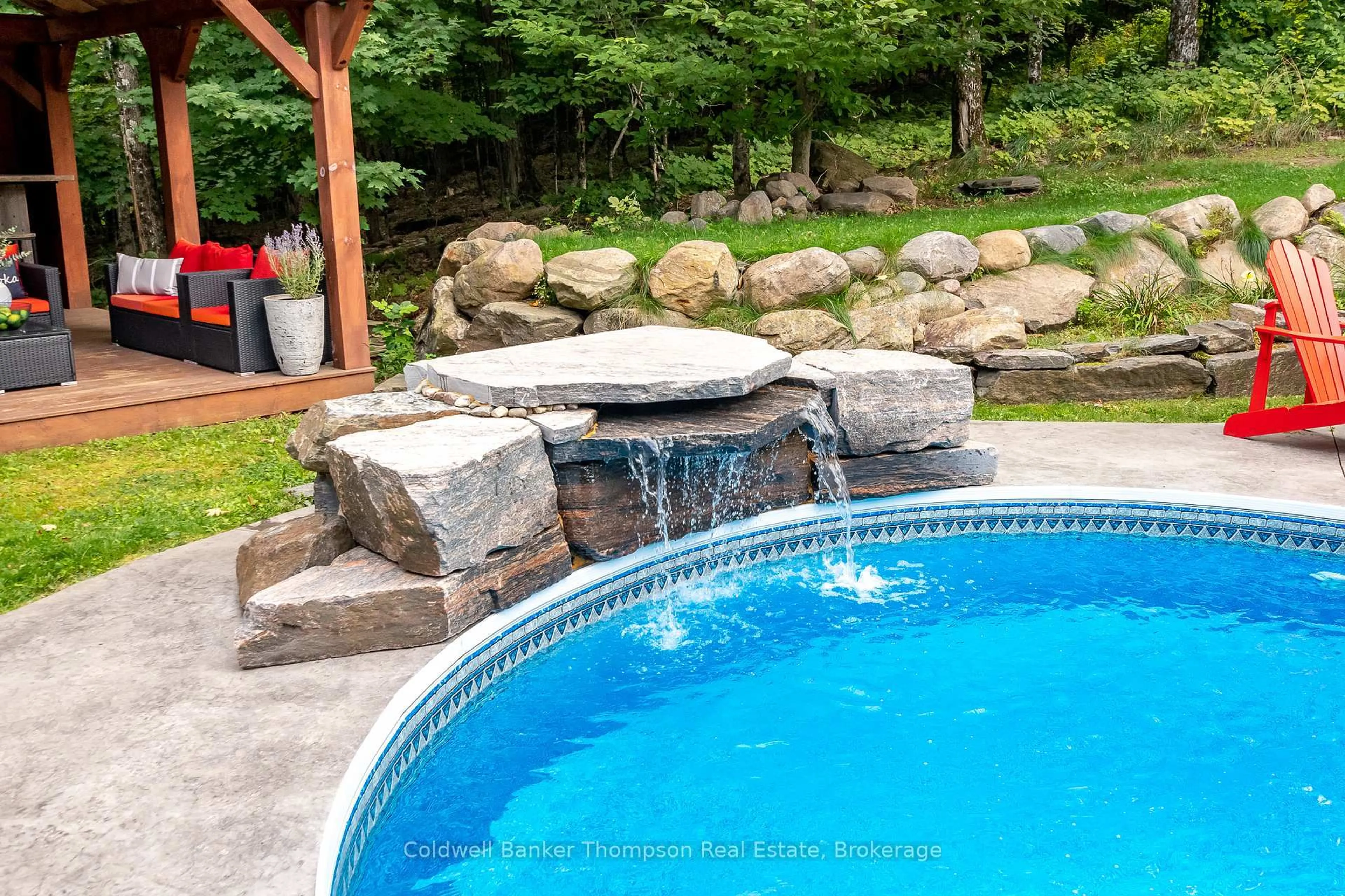Pool for 15 Forest Hill Lane, Huntsville Ontario P1H 2N5