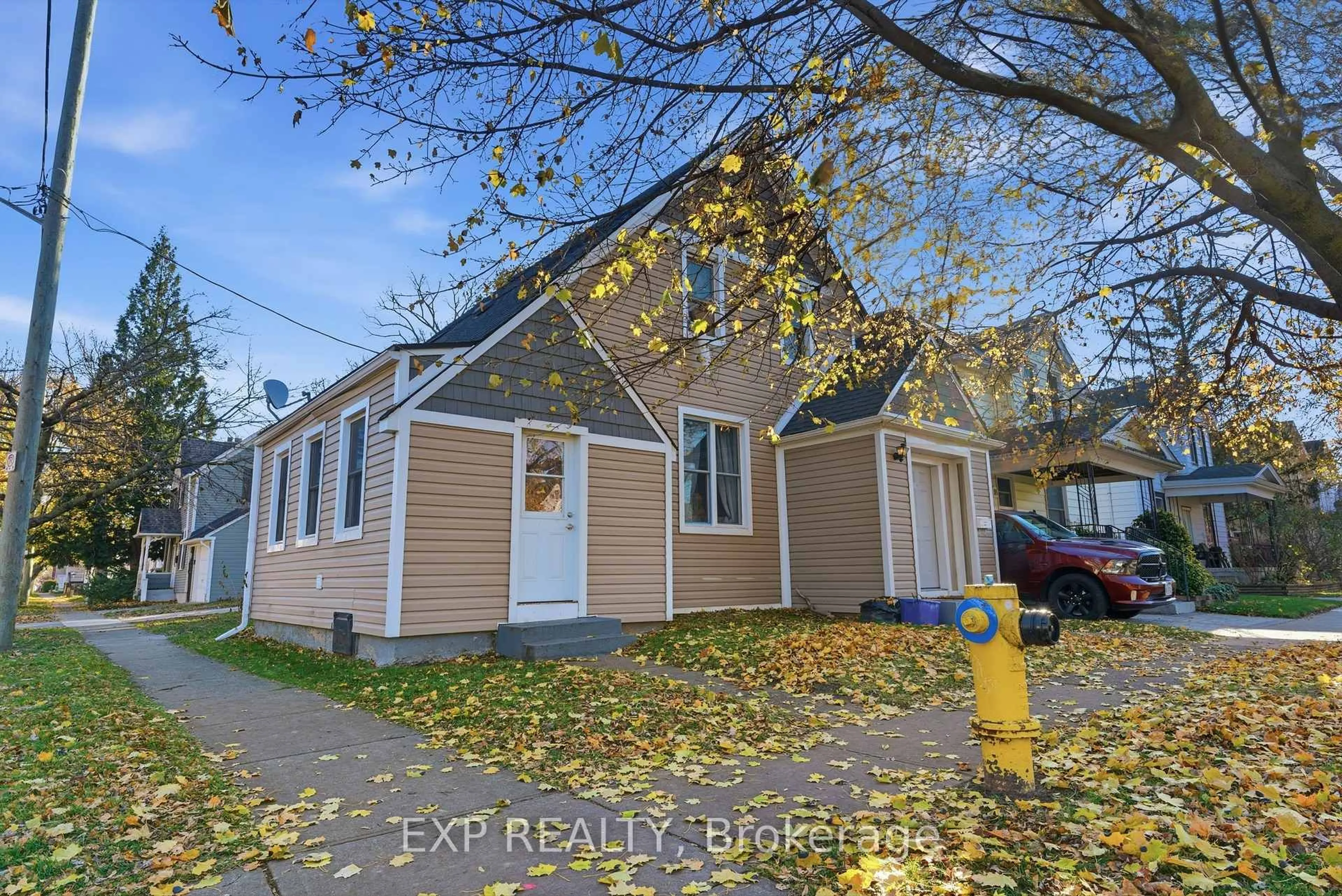 Unknown for 20 Henry St, St. Catharines Ontario L2R 5T3