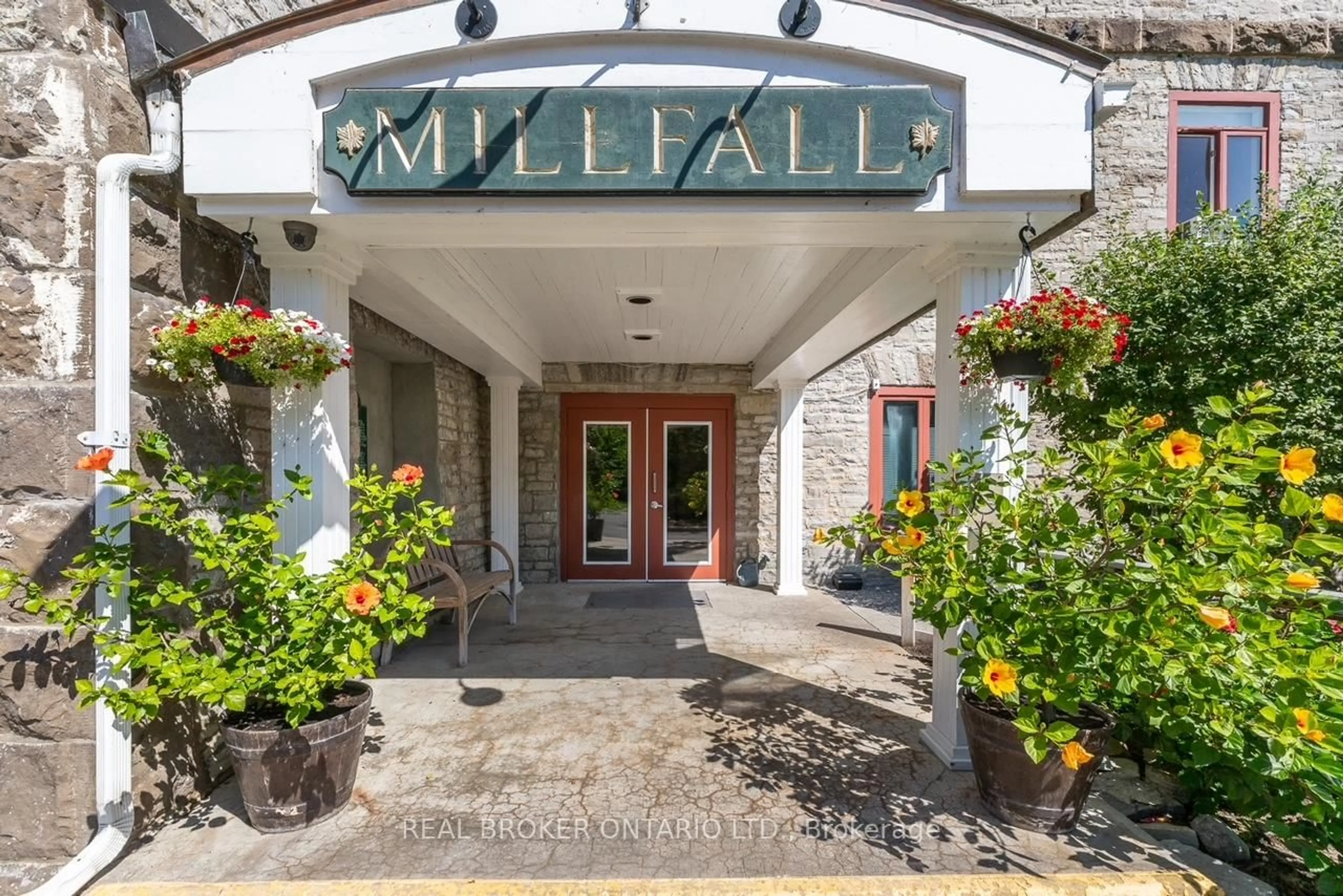 Unknown for 1 Rosamond St #106, Almonte Ontario K0A 1A0