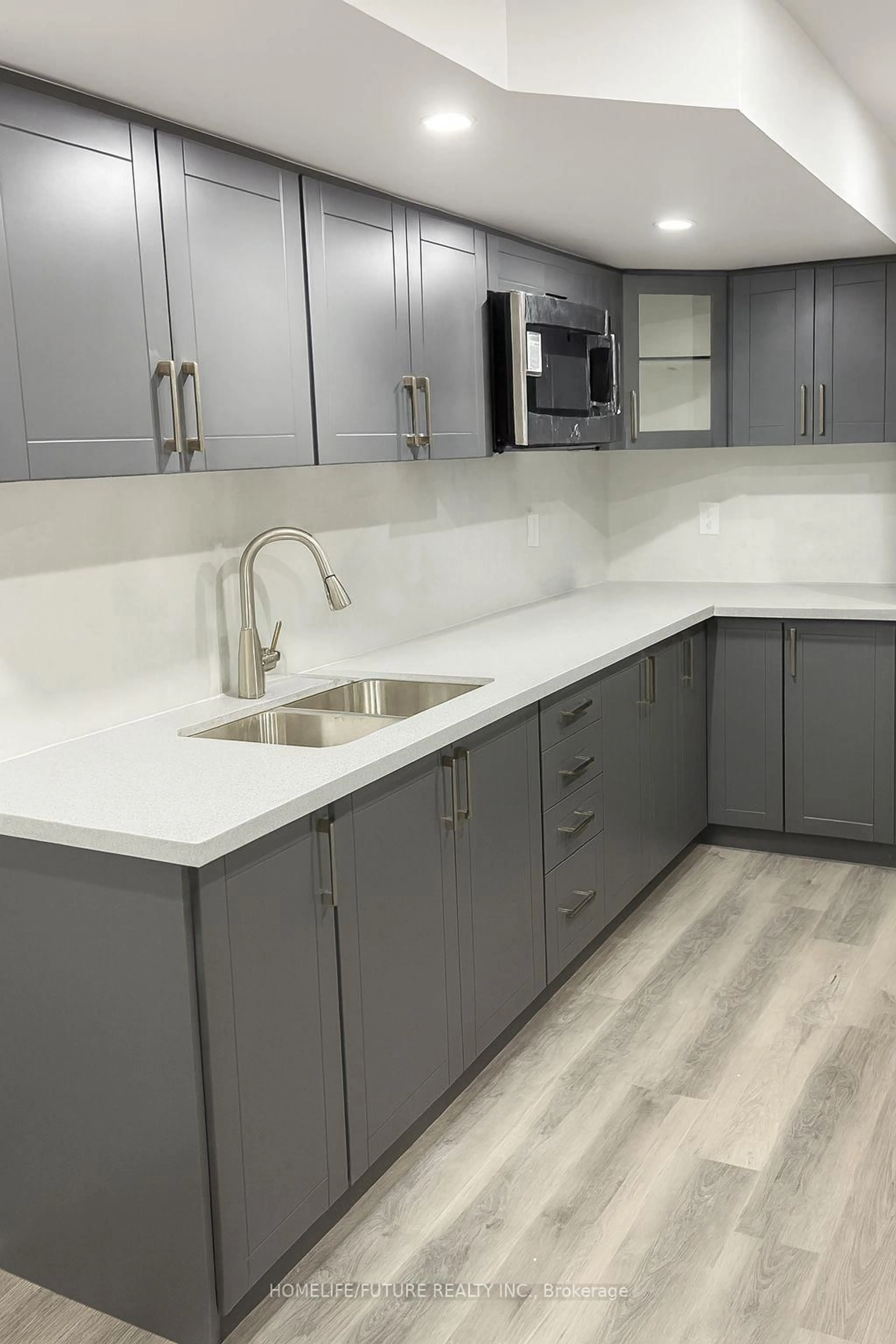 Standard kitchen, unknown for 1091 Rippingale Tr, Peterborough Ontario K9H 0J2