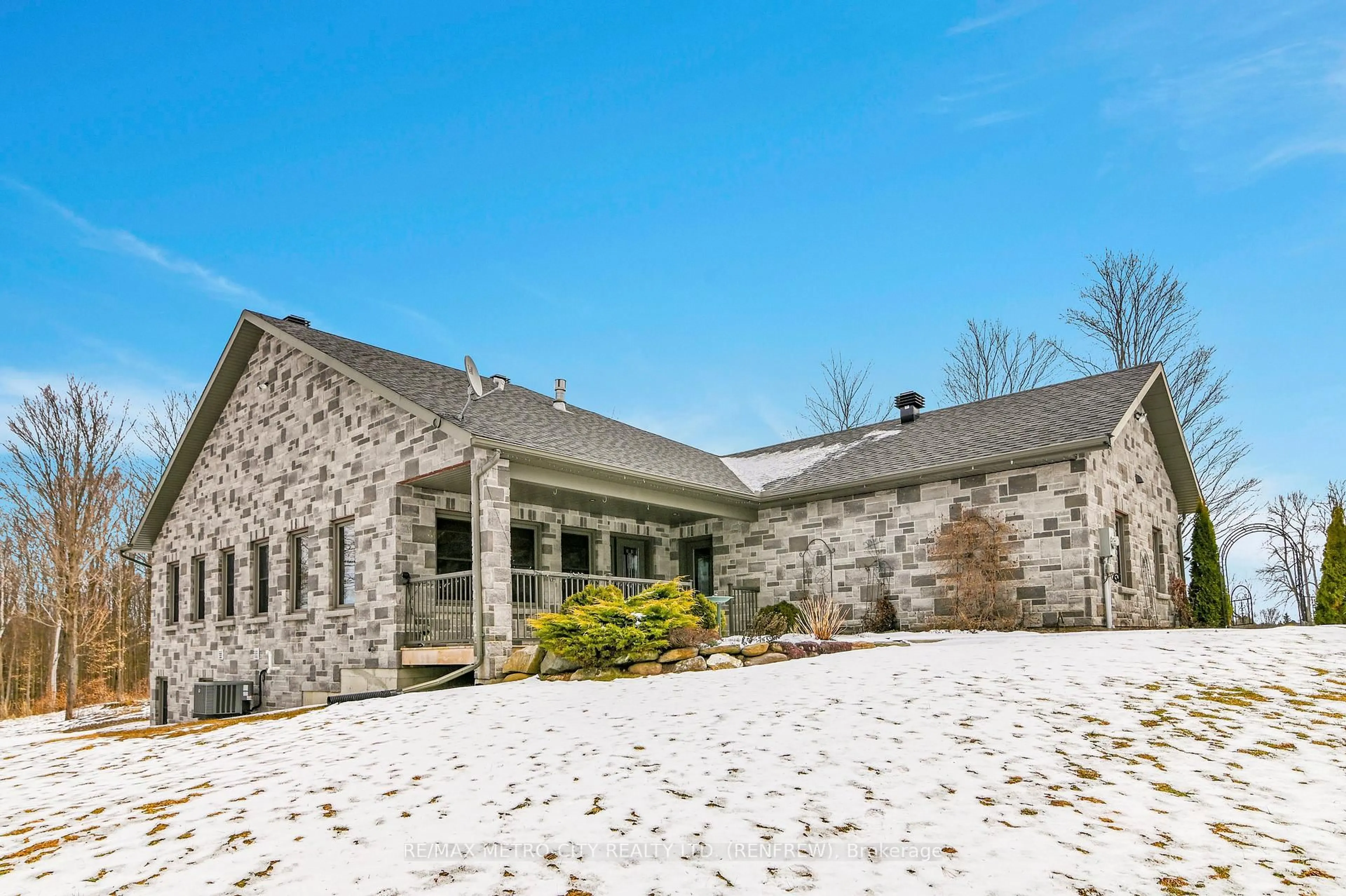 Home with brick exterior material, unknown for 3280 Burnstown Rd, Renfrew Ontario K7V 3Z9