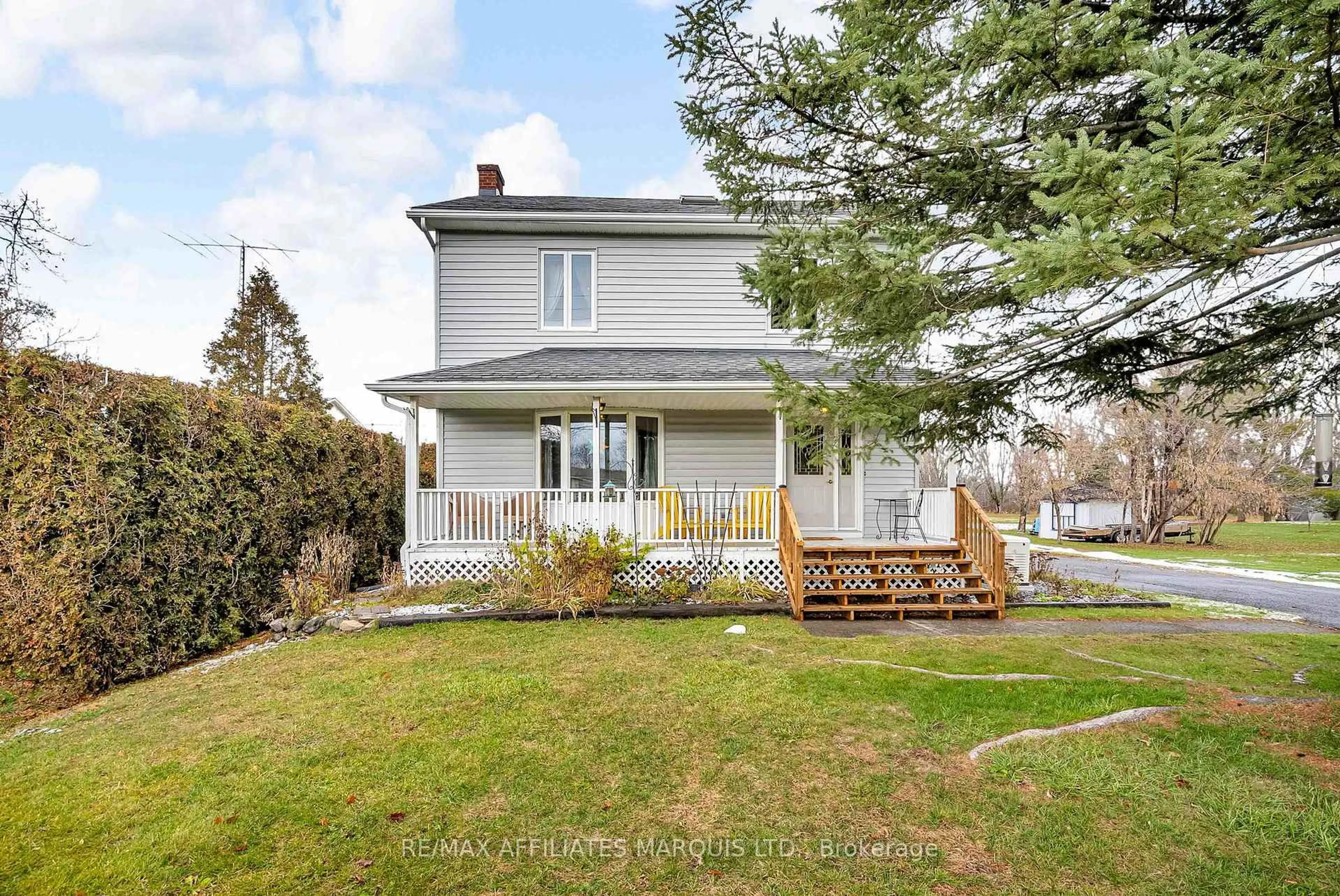 A pic from outside/outdoor area/front of a property/back of a property/a pic from drone, street for 17439 County Rd 18 Rd, South Stormont Ontario K0C 2A0