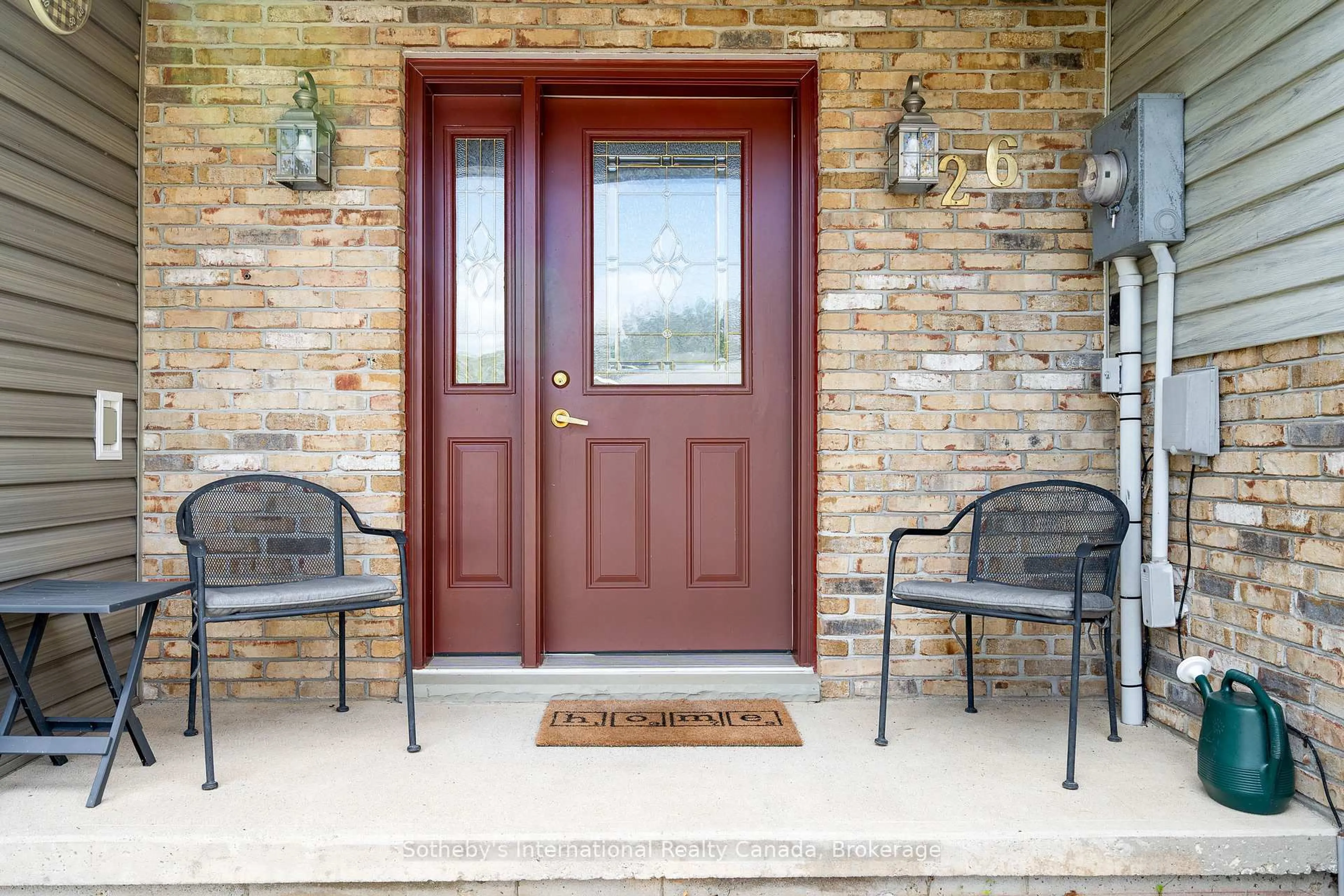 Indoor entryway for 26 Country Cres, Meaford Ontario N4L 1L7