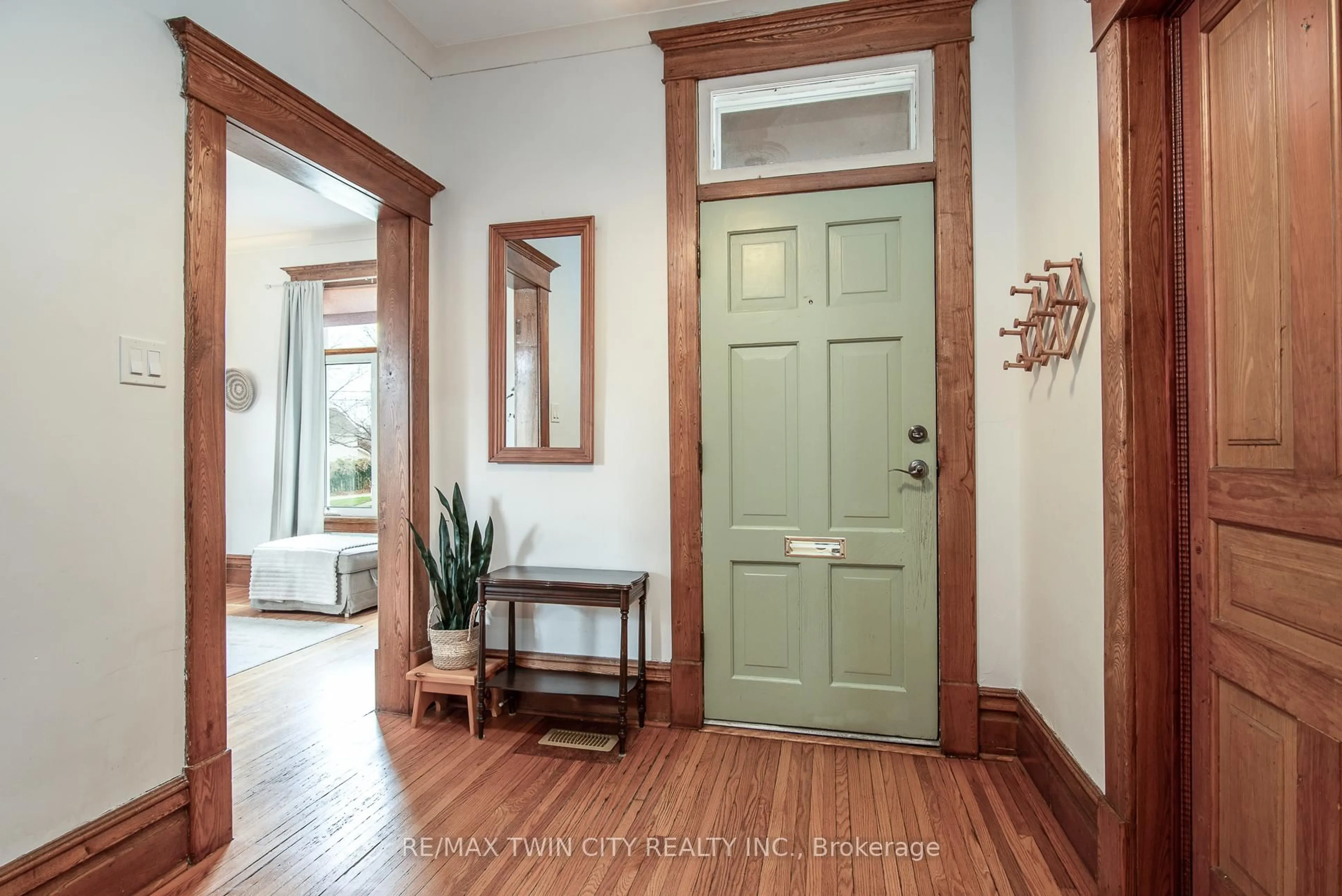 Indoor entryway for 43 St Patrick St, Goderich Ontario N7A 2L3