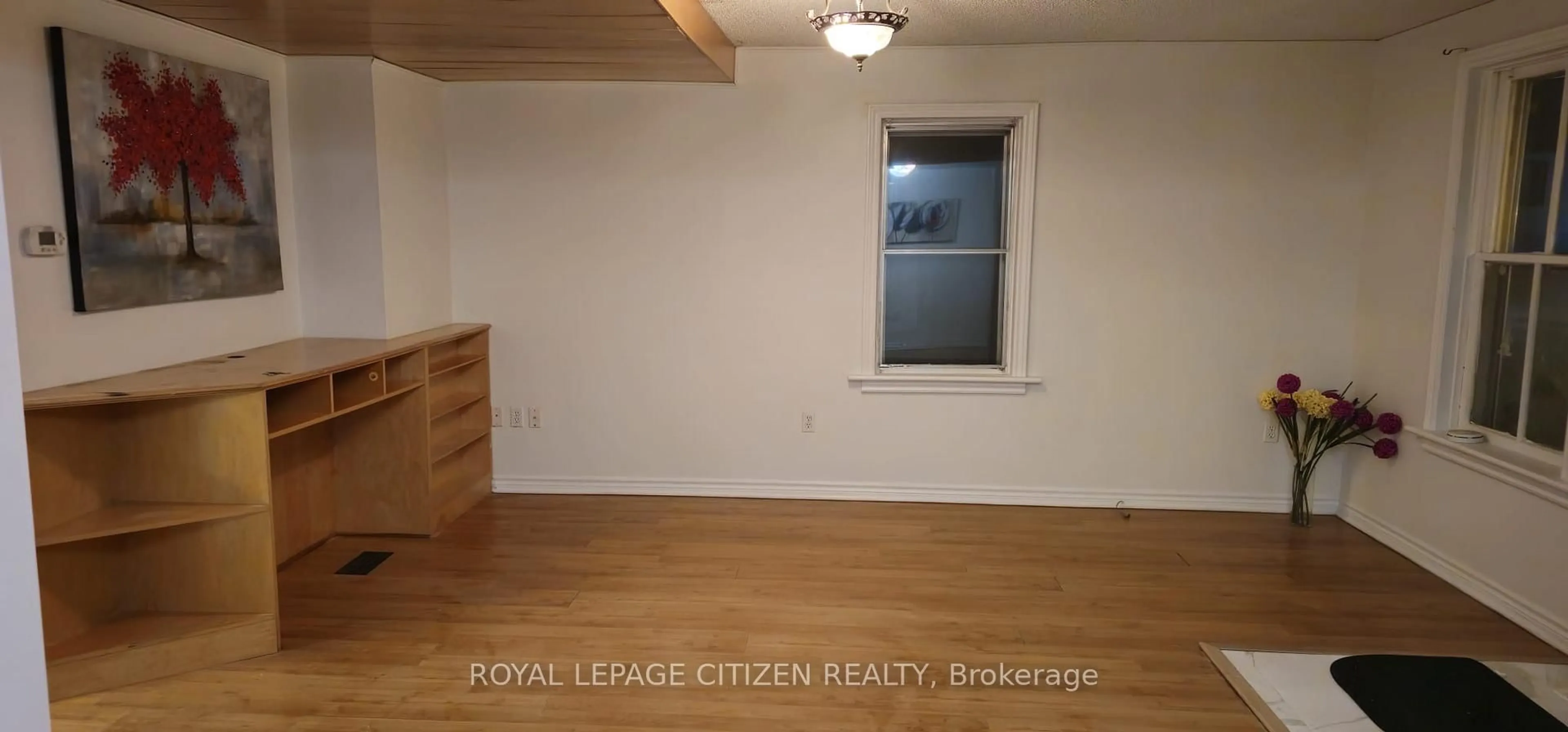 A pic of a room for 90 Mill St, Greater Napanee Ontario K7R 1X9