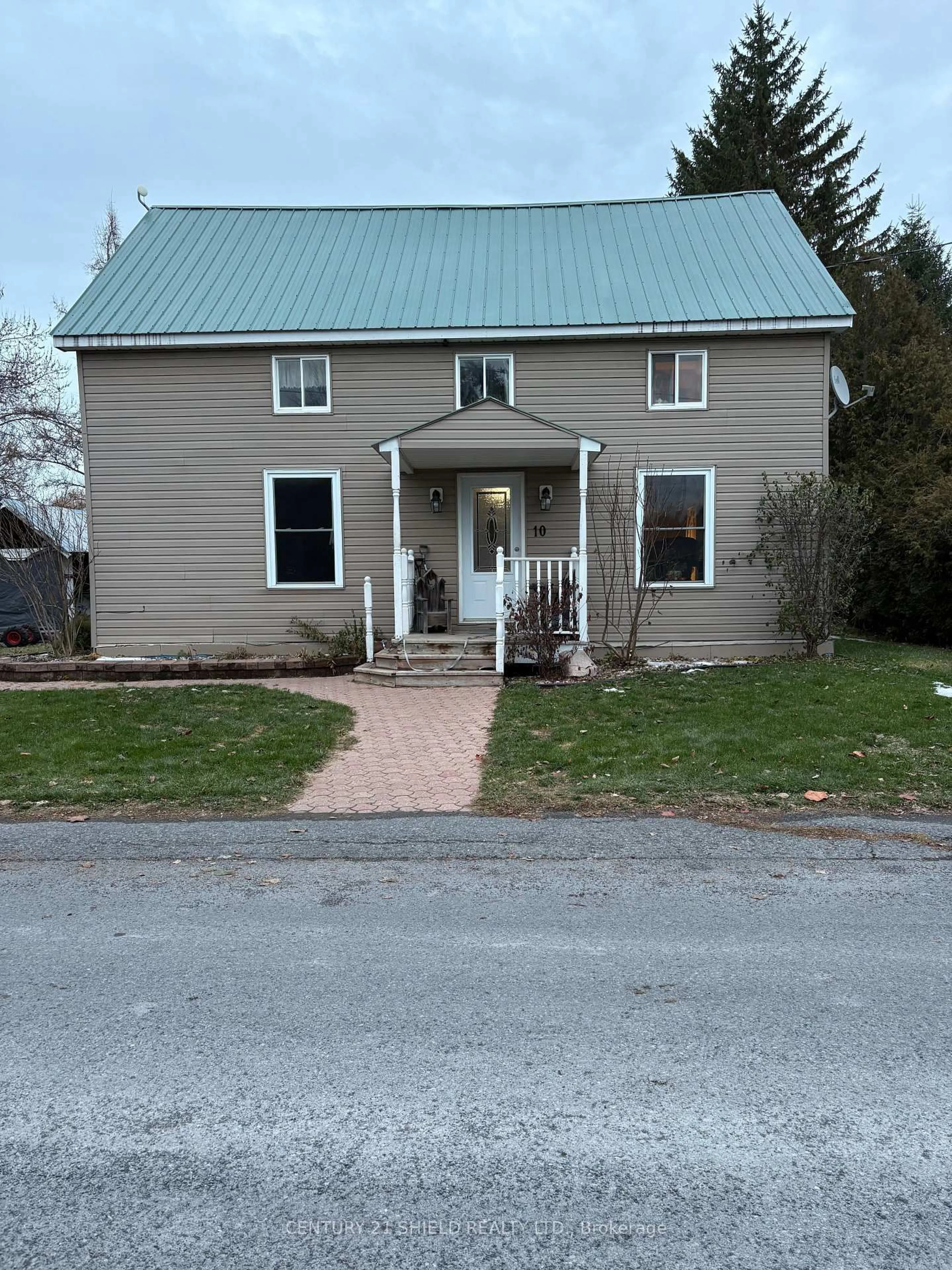 Home with vinyl exterior material, street for 10 Ash St, South Stormont Ontario K0C 1Y0