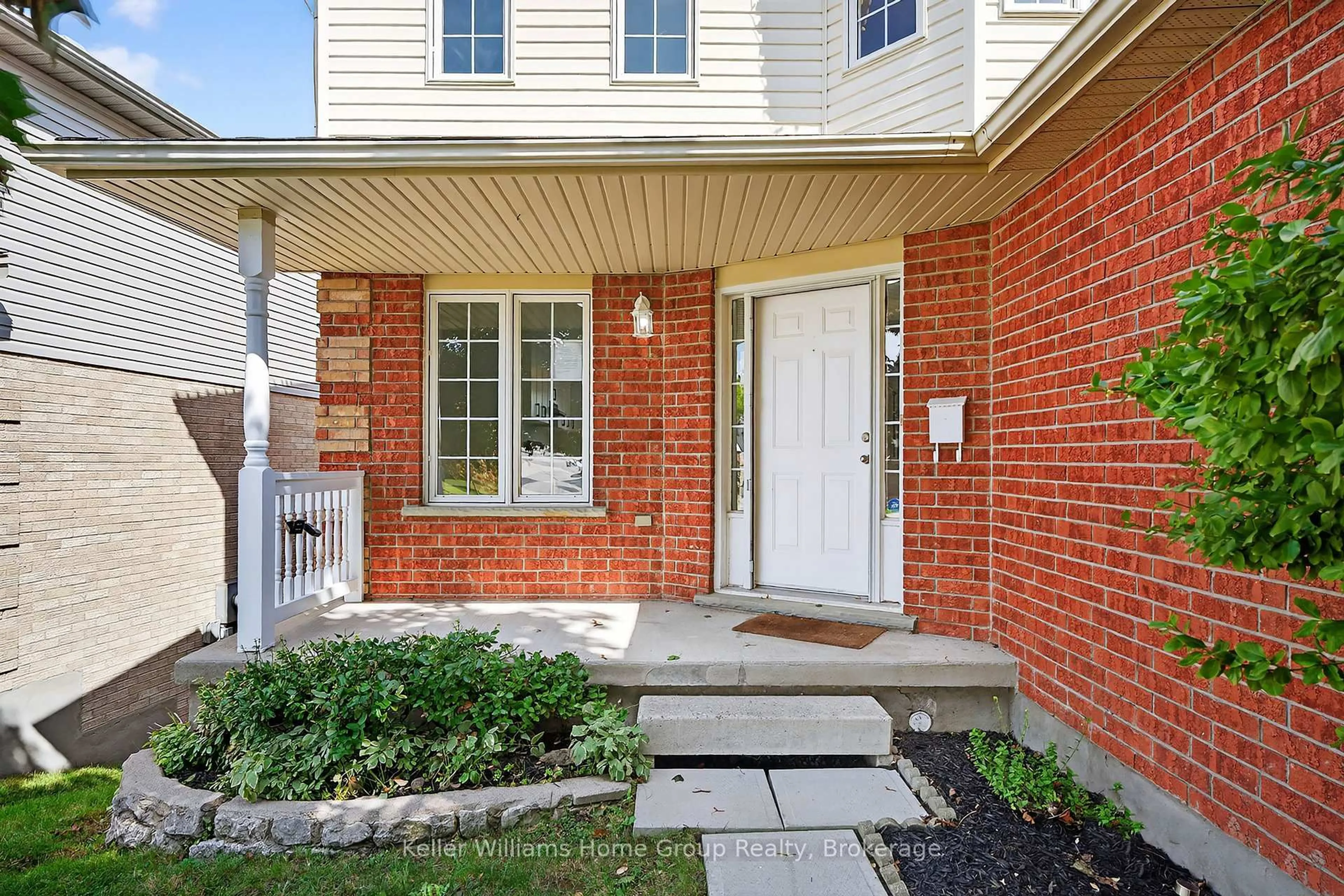 Home with brick exterior material, street for 238 Briarmeadow Dr, Kitchener Ontario N2A 4C4