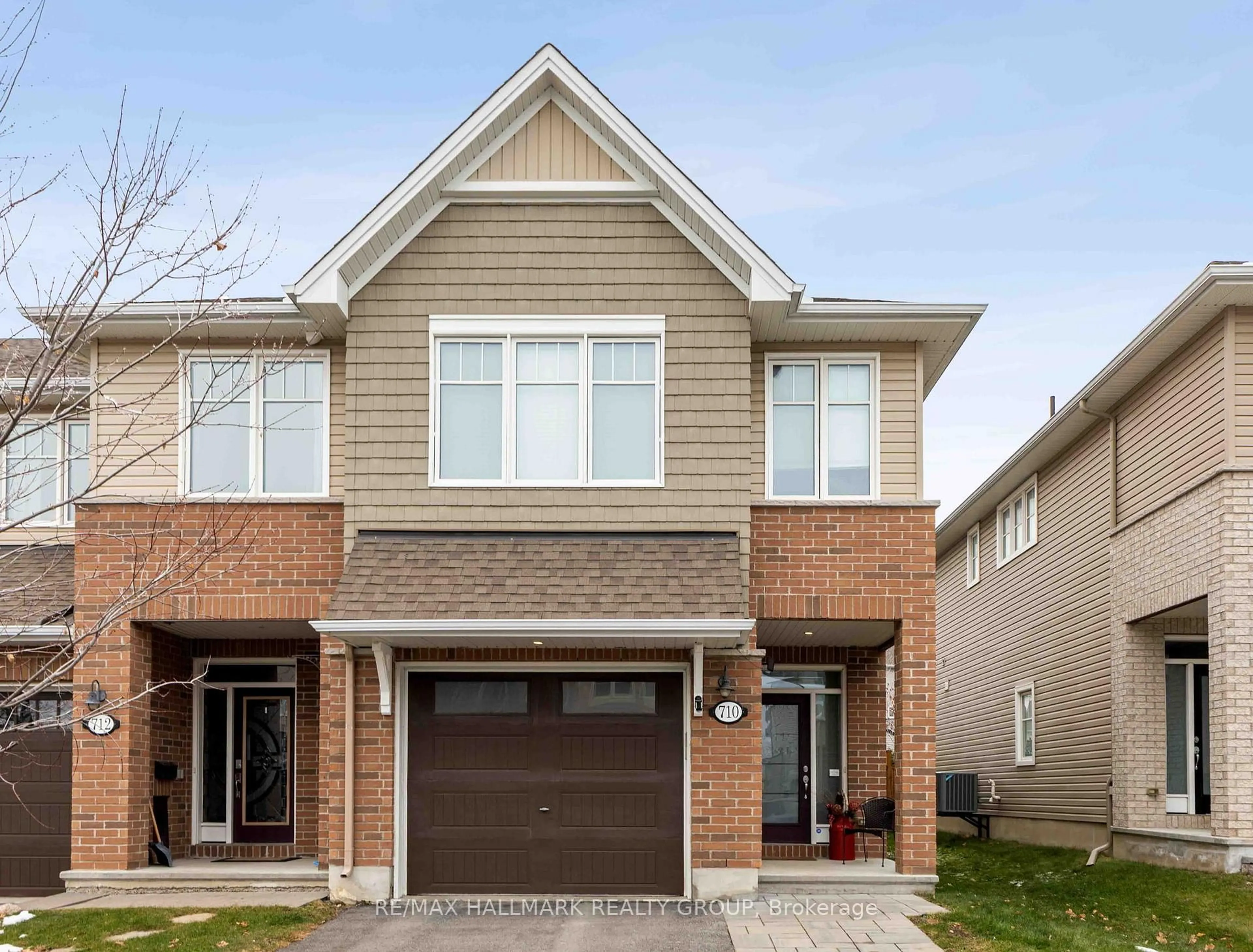 Home with brick exterior material, street for 710 Rue Du Cartographe St, Ottawa Ontario K4A 0Y8