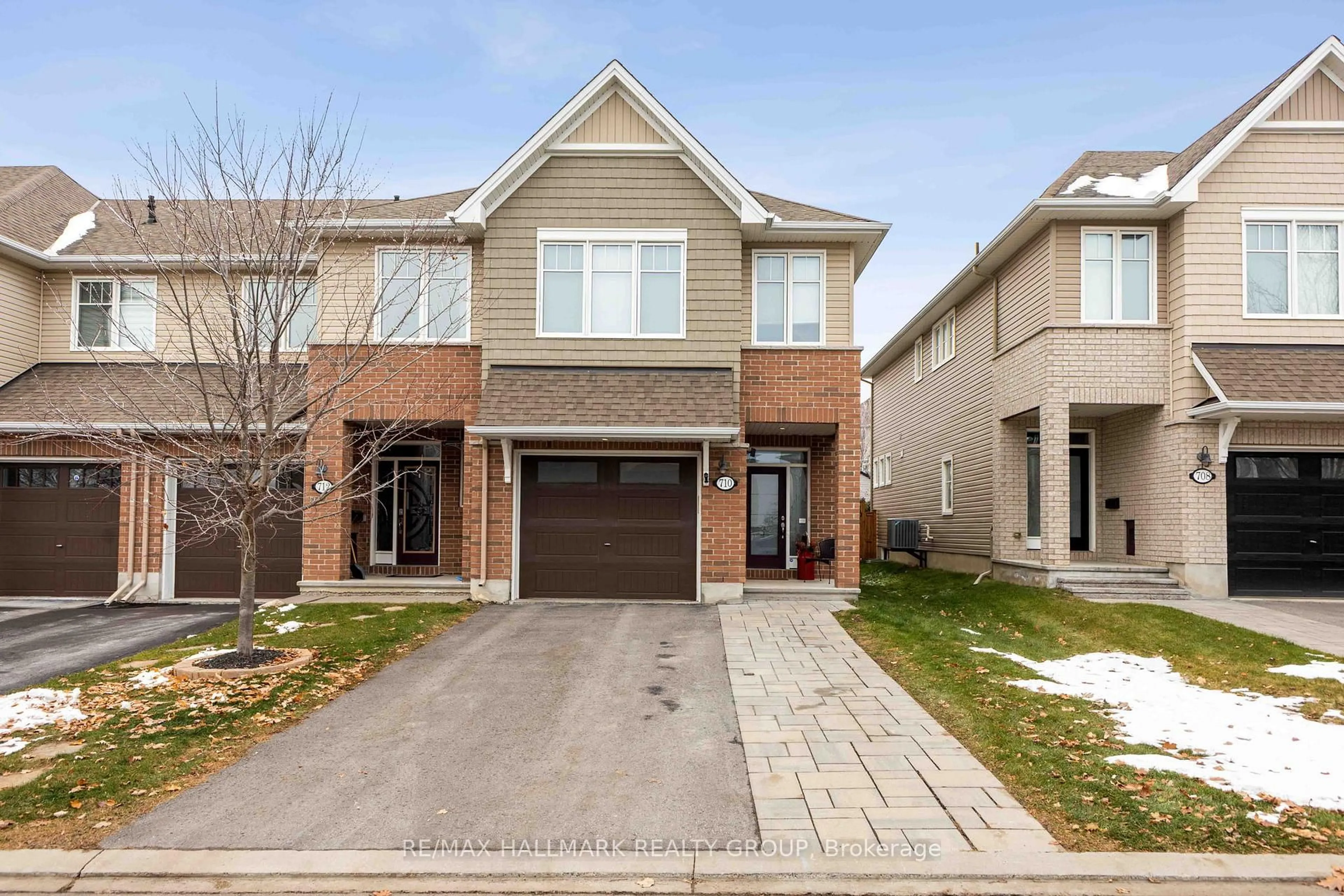 Home with brick exterior material, street for 710 Rue Du Cartographe St, Ottawa Ontario K4A 0Y8