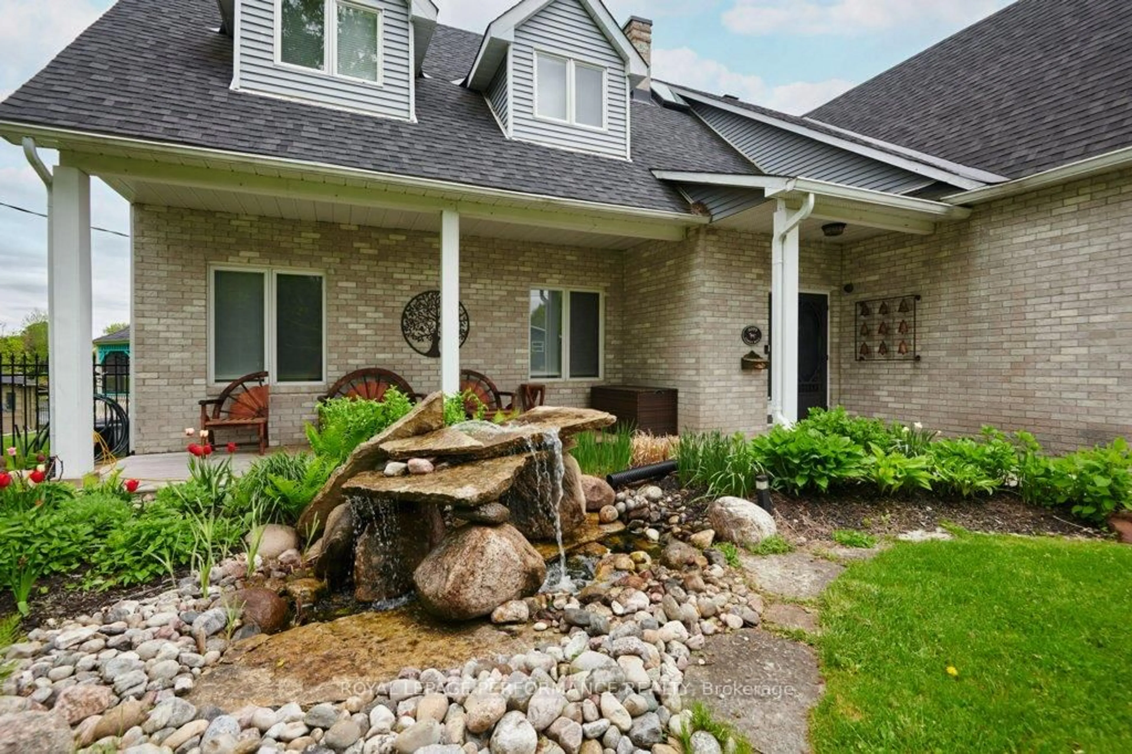 Patio, unknown for 6099 James Bell Dr, Manotick Ontario K4M 1B3